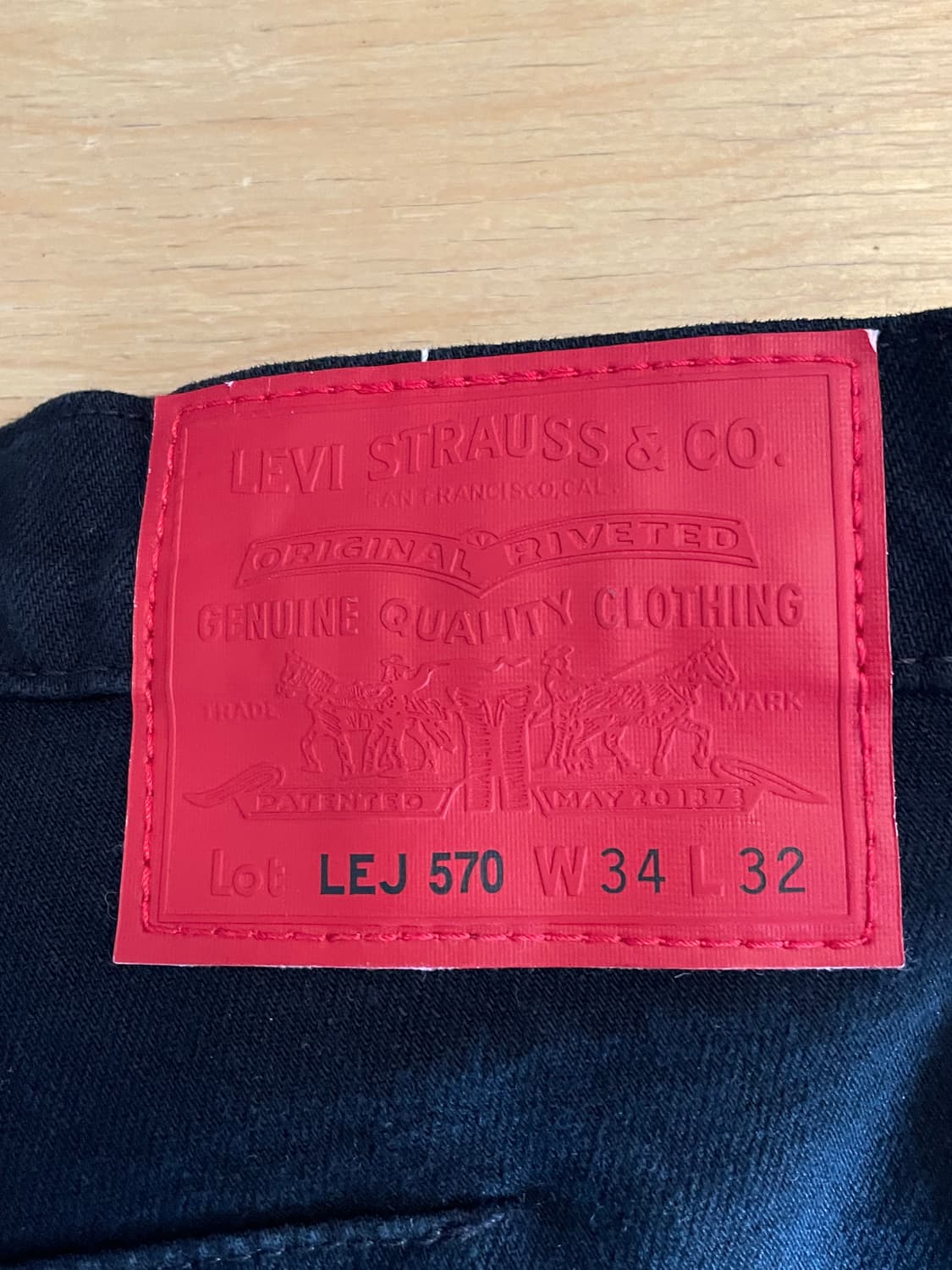 리바이스 프리미엄 LEJ570 블랙 데님 반바지 컷오프(Blank Tap 상품이미지4