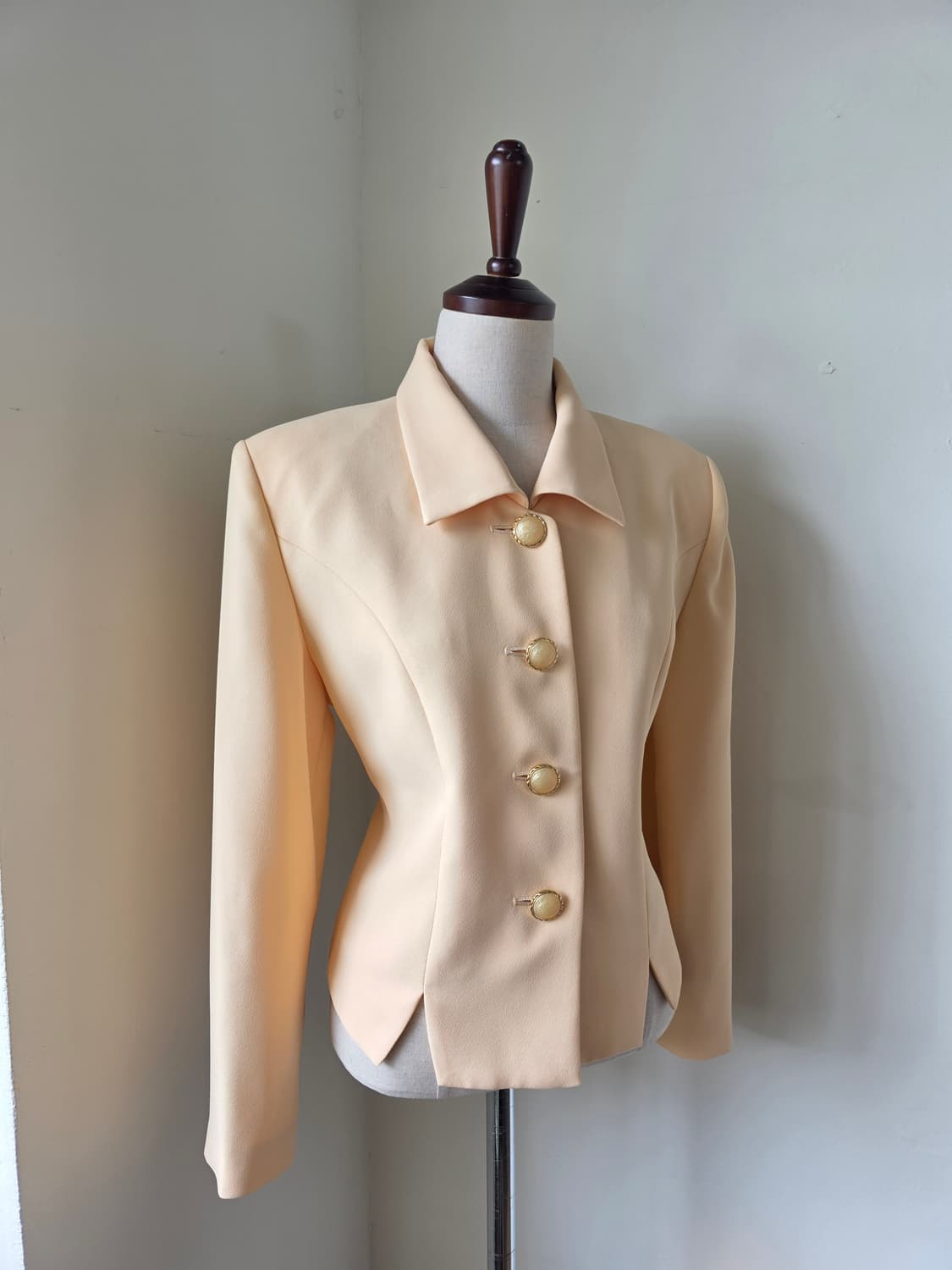 살구 골드 버튼 자켓 상품이미지2