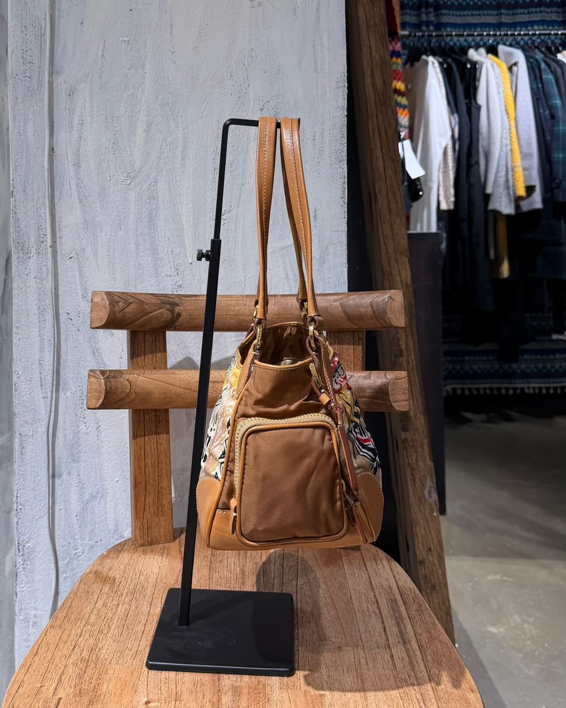 프라다 브라운 베니스 워터컬러 호보백 상품이미지3