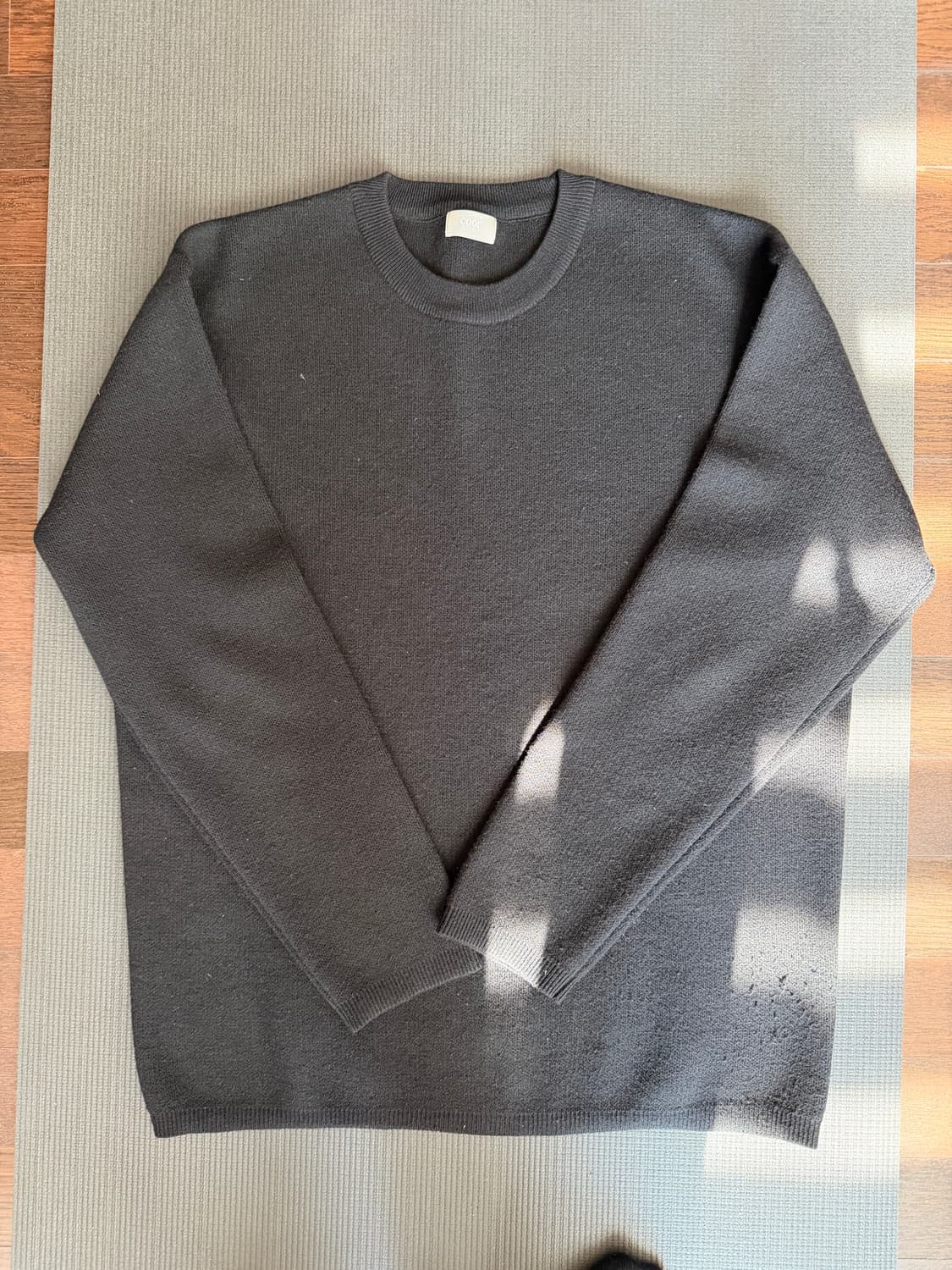 쿠어 캐시미어 니트 L 사이즈 판매합니다. 상품이미지1