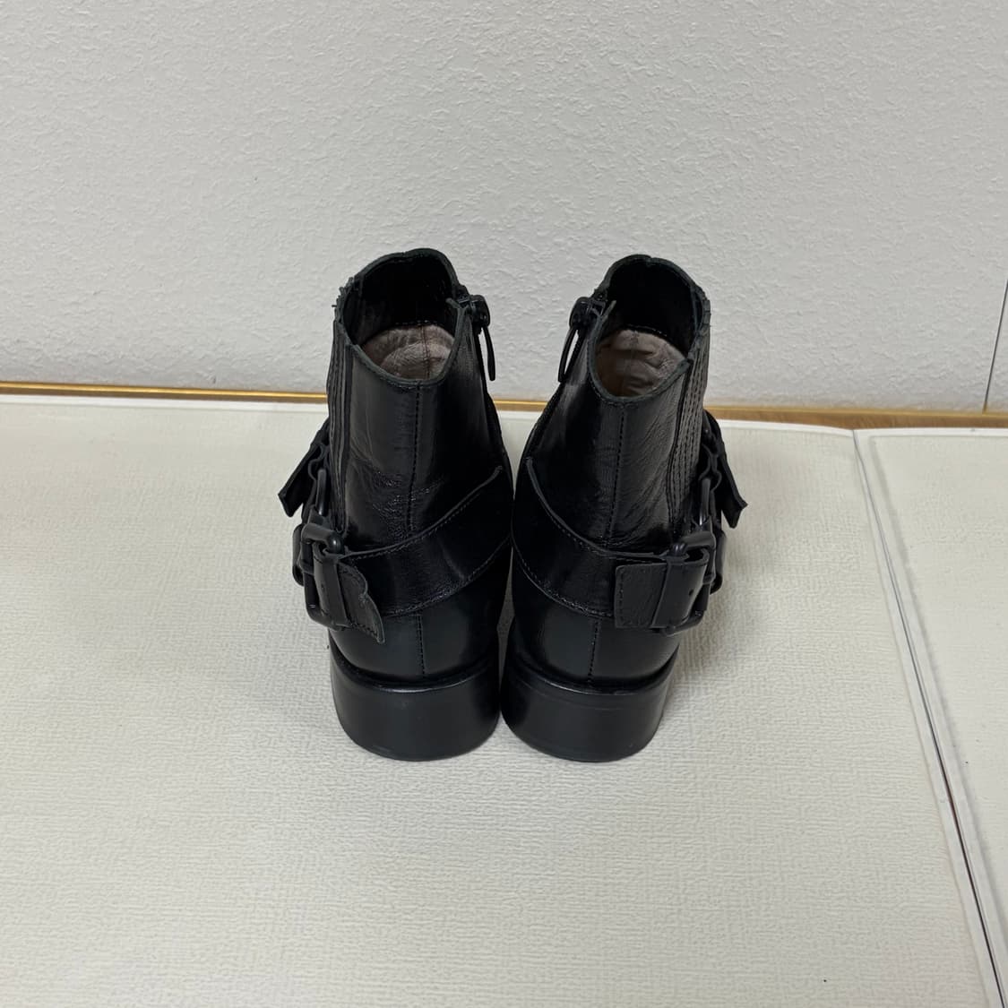 슈콤마보니 앵클부츠 버클부츠 상품이미지2