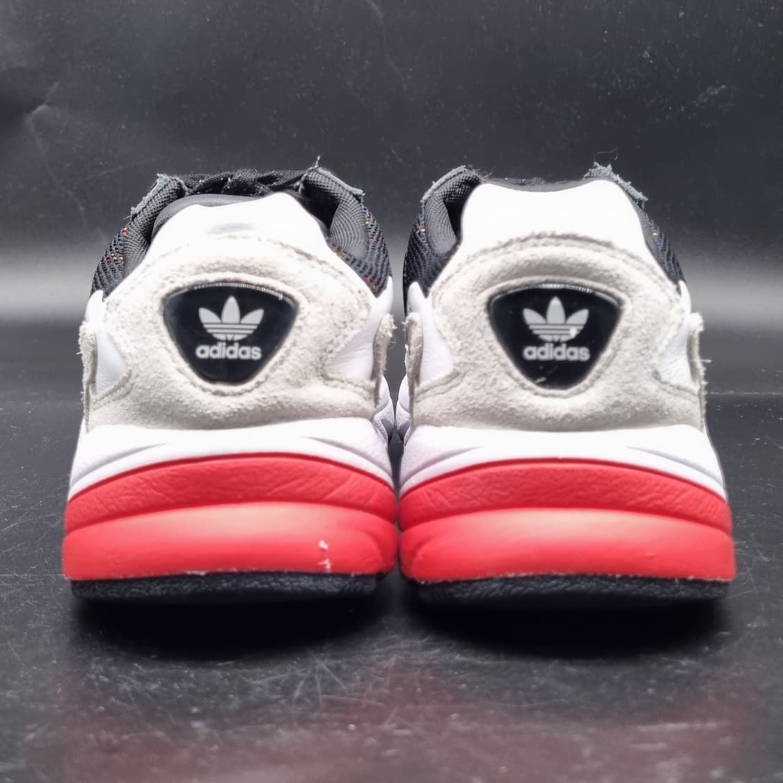 아디다스 팔콘 올림픽 여성운동화240 상품이미지4