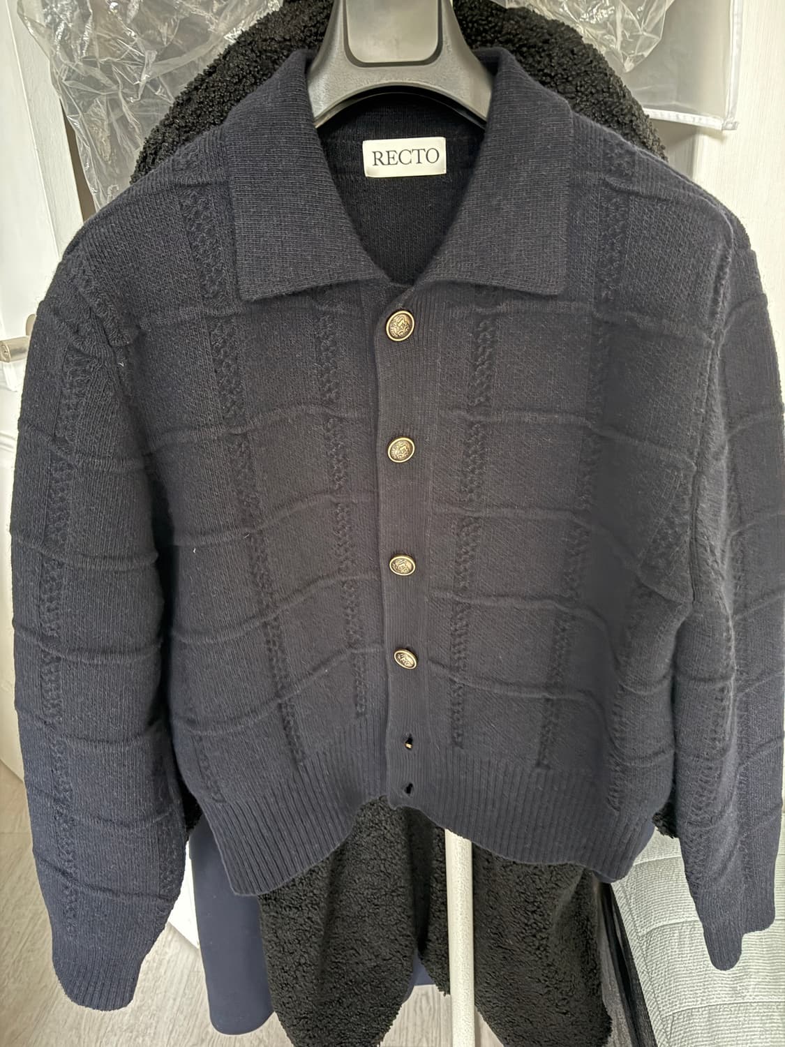 렉토 25FW 메인 가디건 상품이미지3