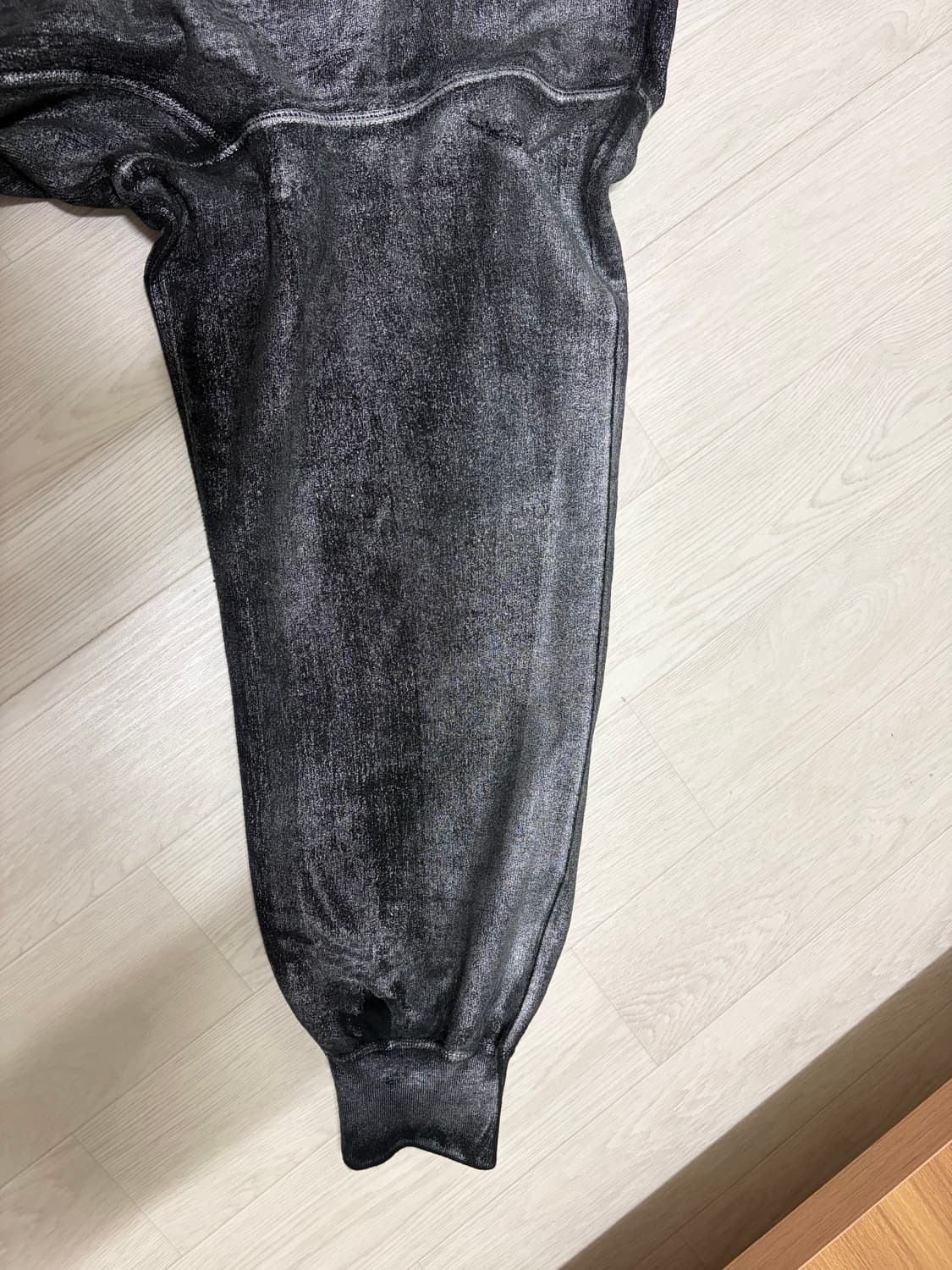 슈프림 x MM6 메종 마르지엘라 포일 로고 후드 스웻셔츠 블랙 24ss 상품이미지4