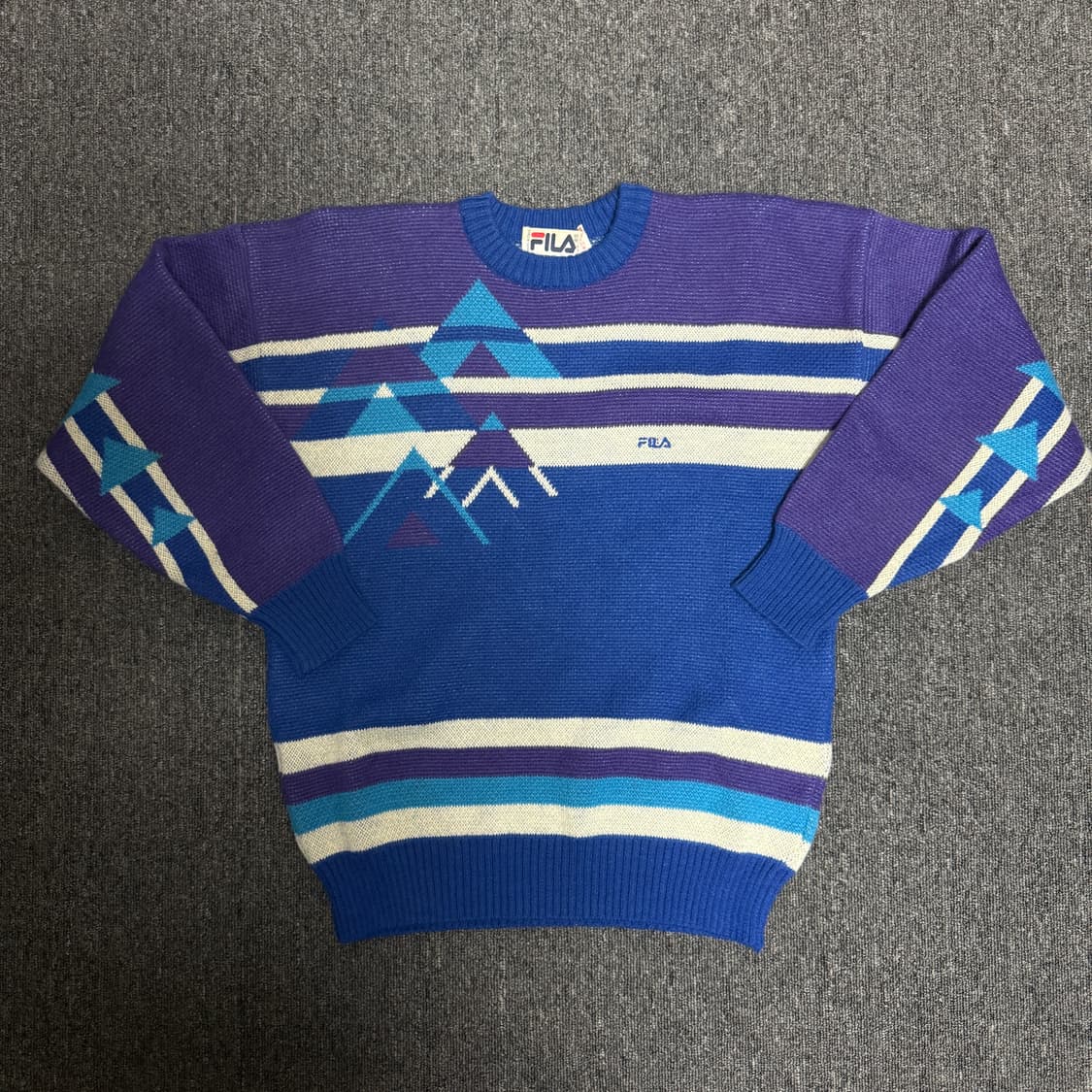 FILA 휠라 빈티지 니트 상품이미지1