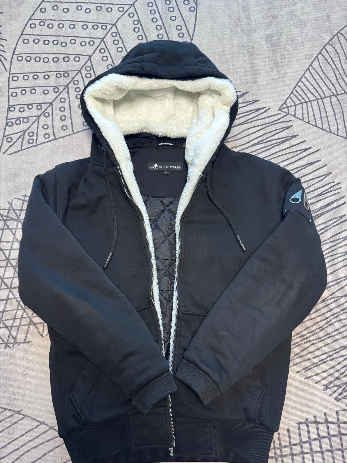 무스너클 버니 스웨터 블랙 남자 s사이즈 상품이미지1