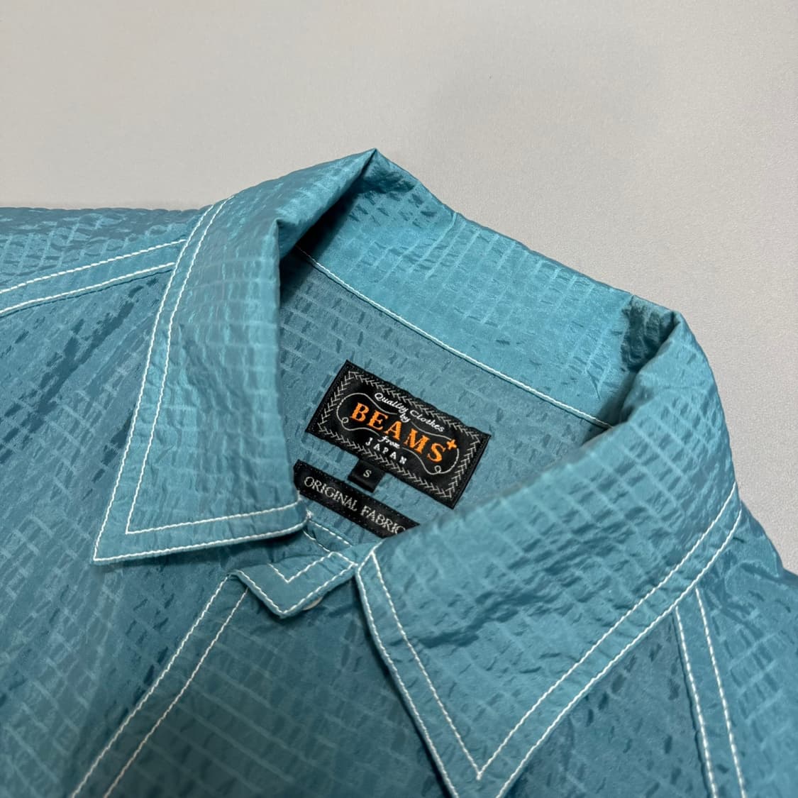 빔즈+(BEAMS+) 민트컬러 입체 패턴 나일론 스포츠 스냅 셔츠 자켓 상품이미지3