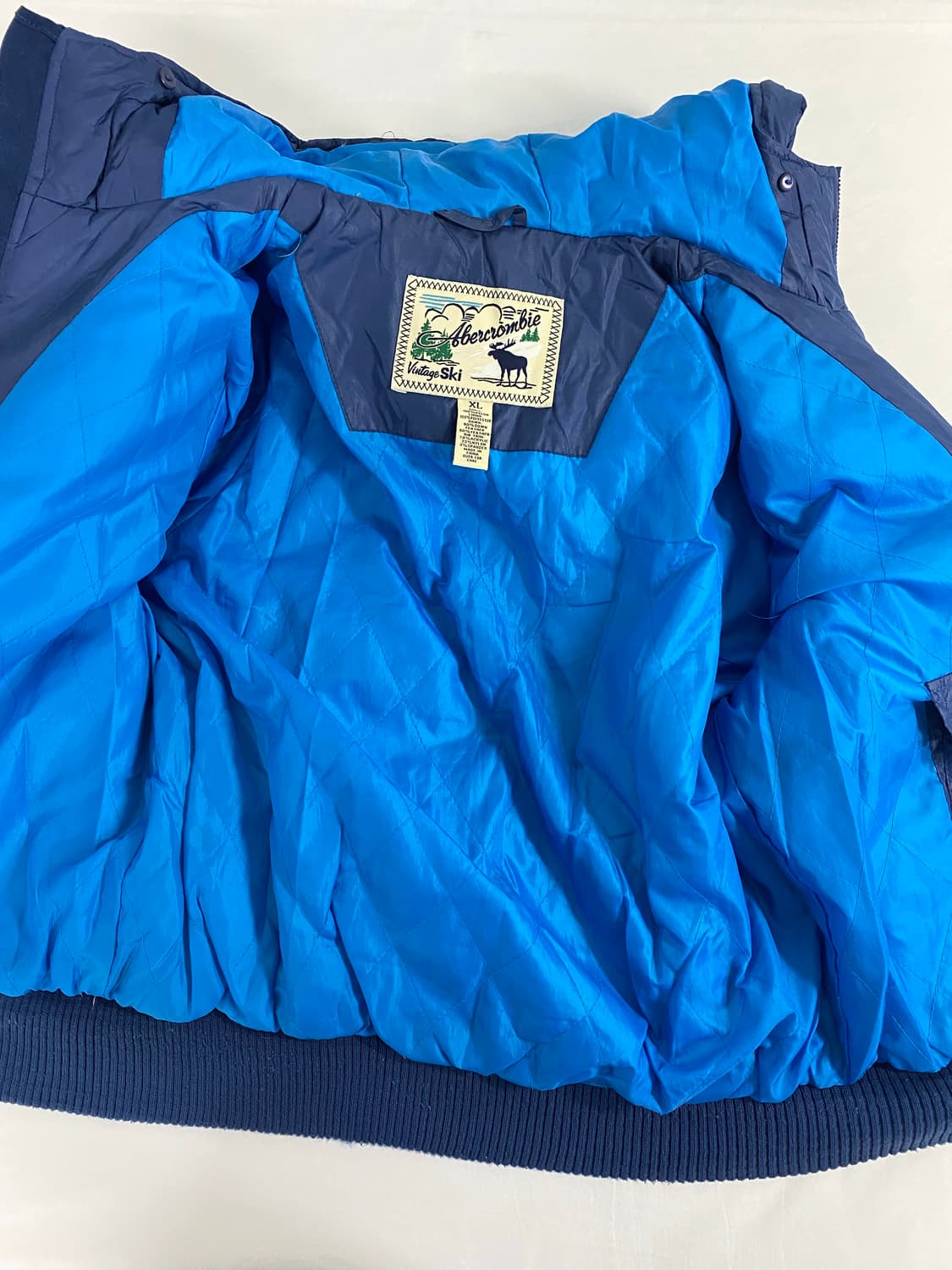 아베크롬비 블루 다운 크롭 스키 패딩 XL 상품이미지9