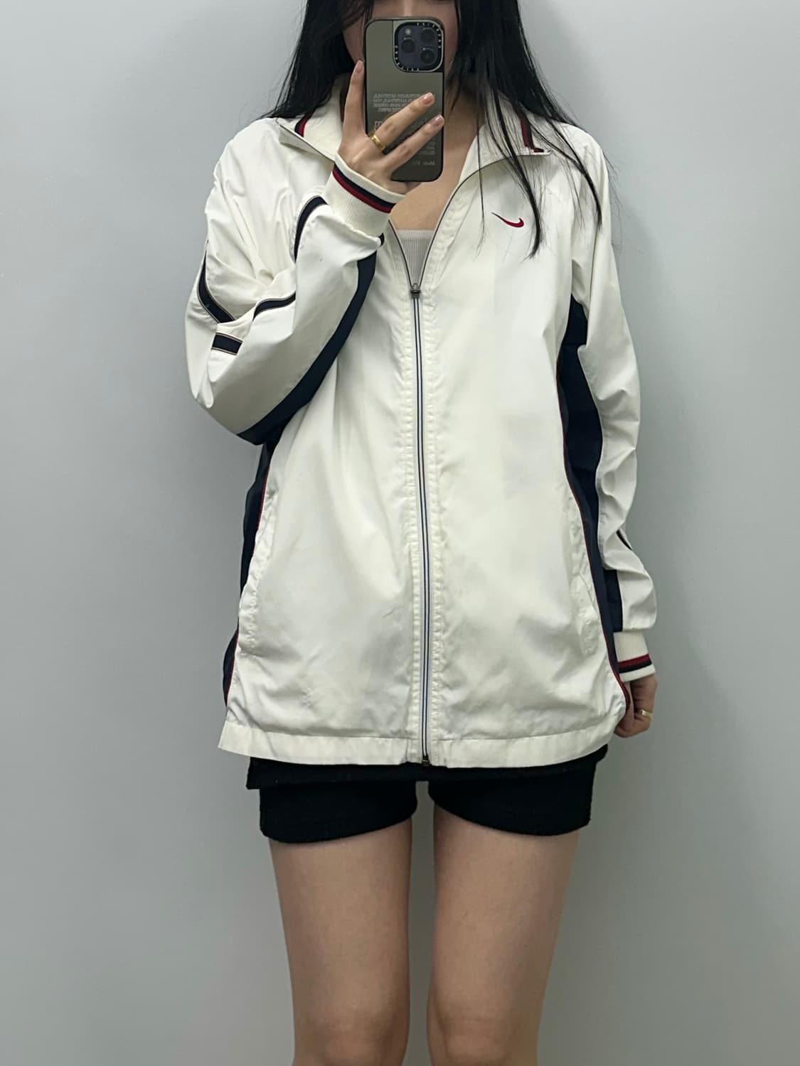 나이키 00s 화이트 바람막이 자켓 상품이미지1