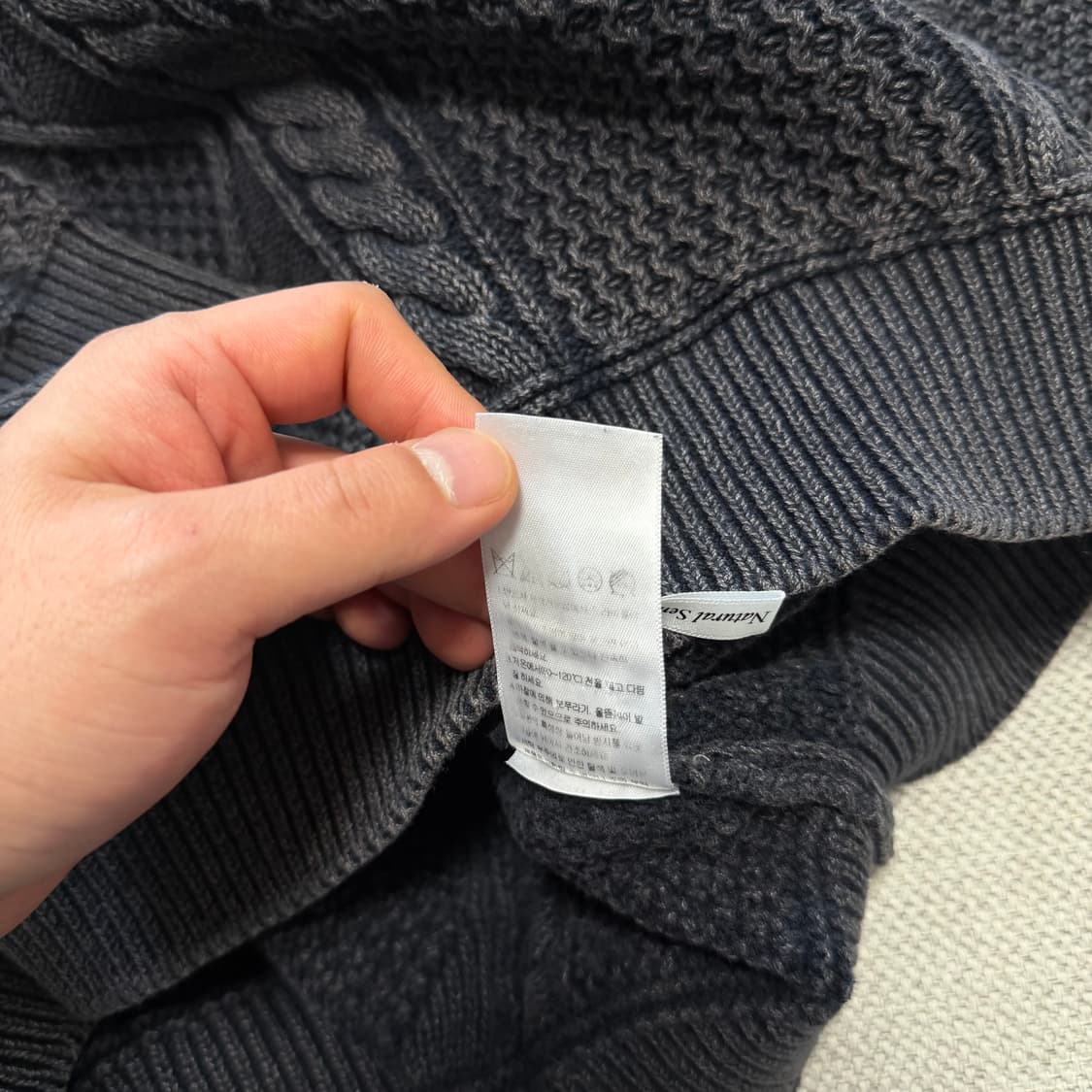 세터 롤드넥 아란 다이드 니트 상품이미지5