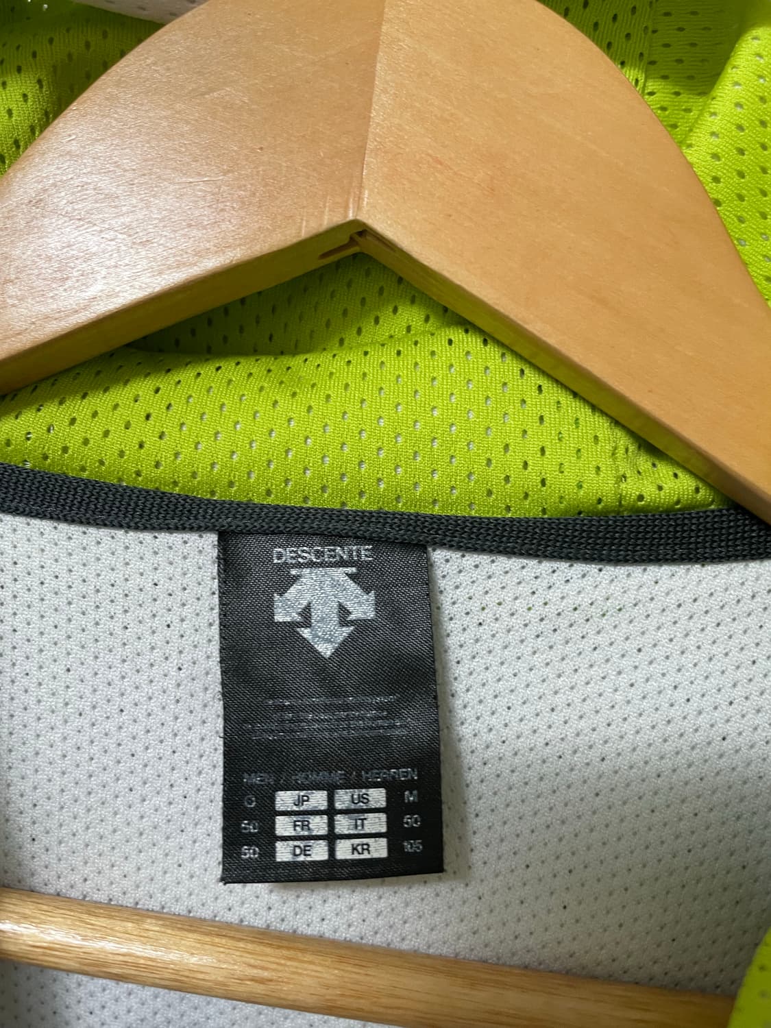 105 데상트 기능성 스판 트레이닝 후드집업 정품 상품이미지5