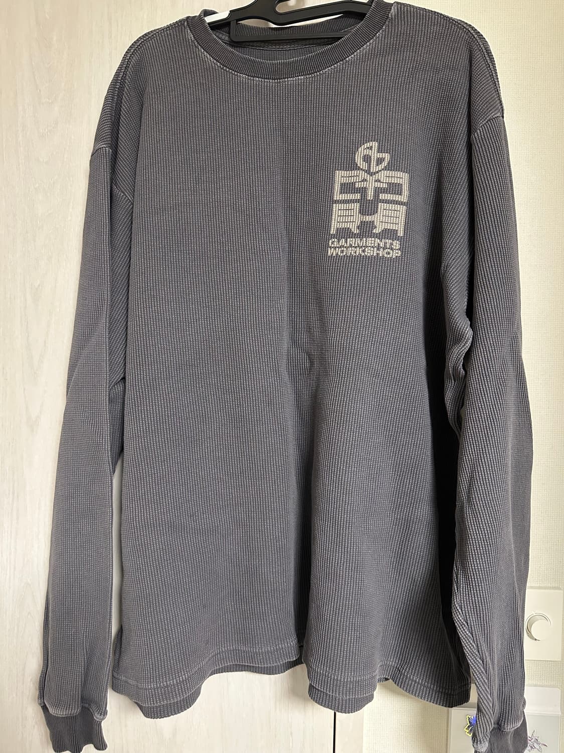 폴리테루 x 노메뉴얼 롱슬리브 차콜 4size 상품이미지1
