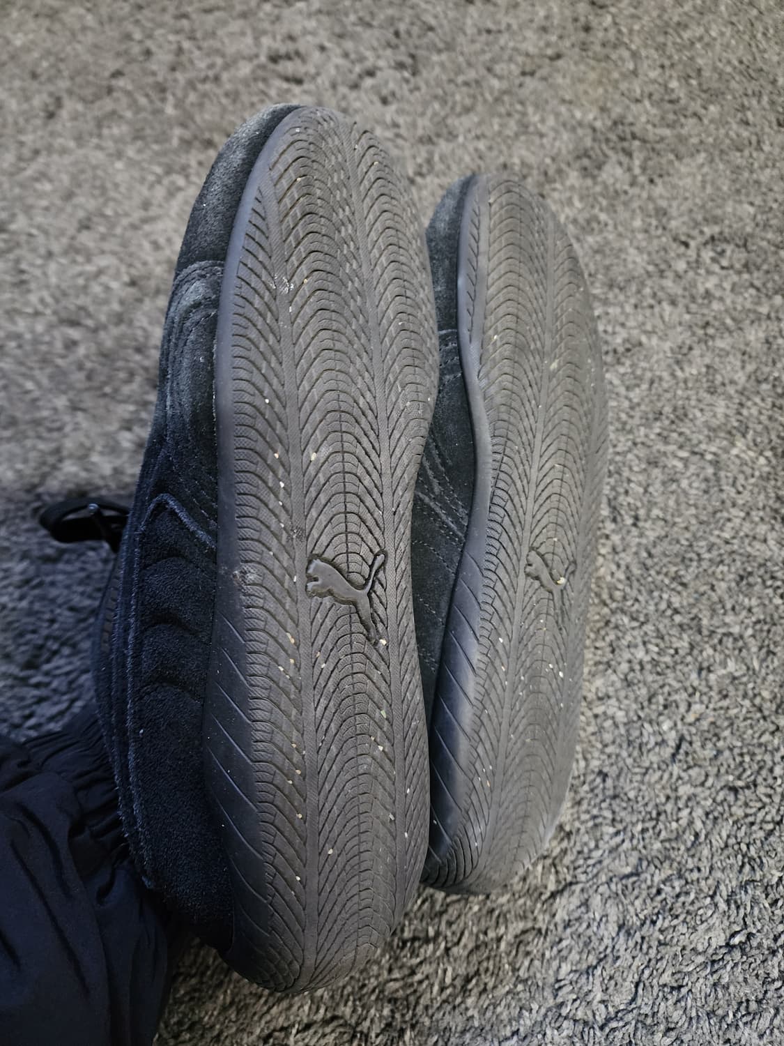 여성 푸마 스피드캣 블랙 스웨이드  225사이즈  상품이미지4