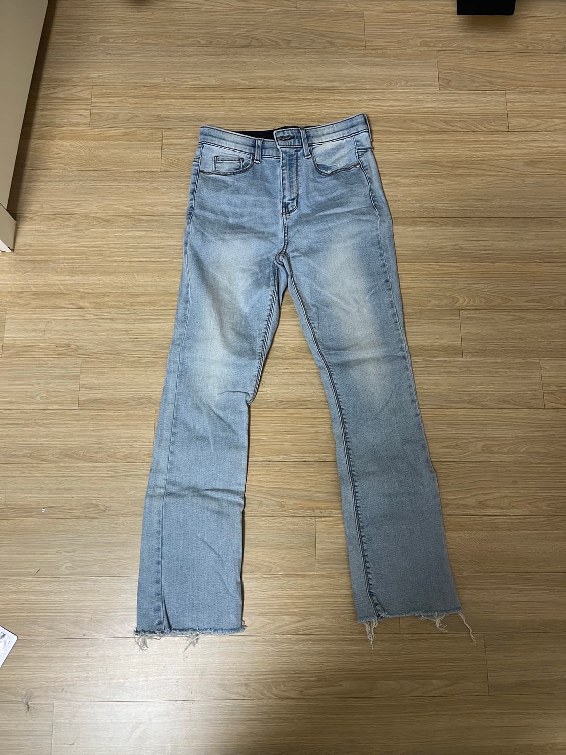 로엠 연청 부츠컷 데님 상품이미지1