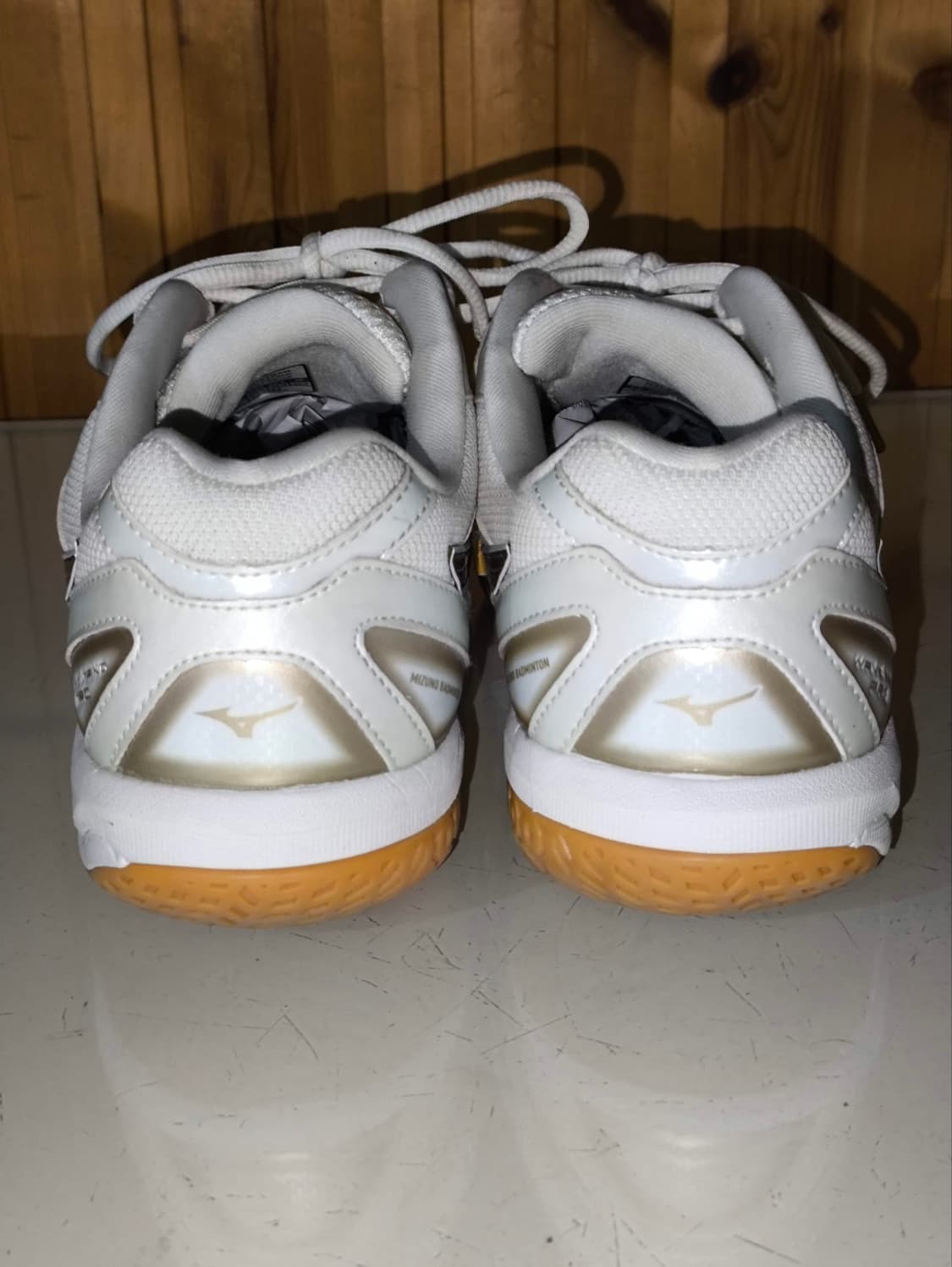 260mm 미즈노 웨이브팡 프로 화이트골드 배드민턴화 상품이미지8