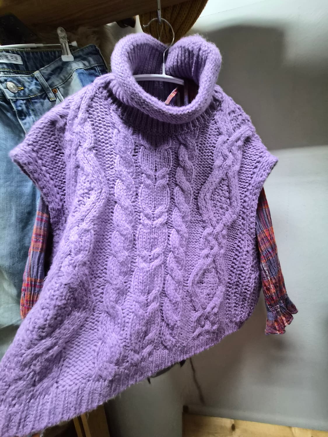 BCBG 라벤더 꽈배기니트 상품이미지3