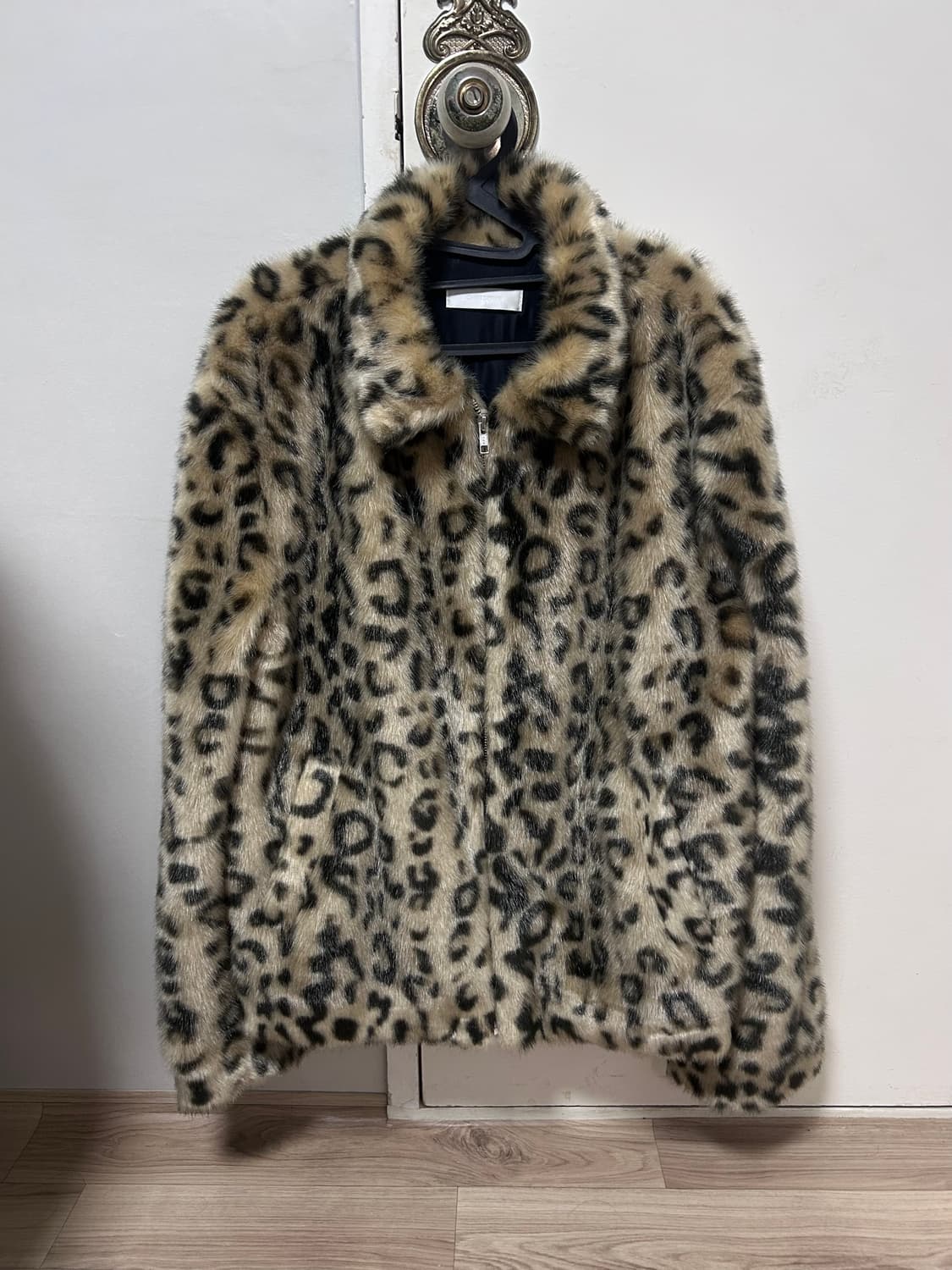 친다운 레오파드 봄버퍼자켓 상품이미지1