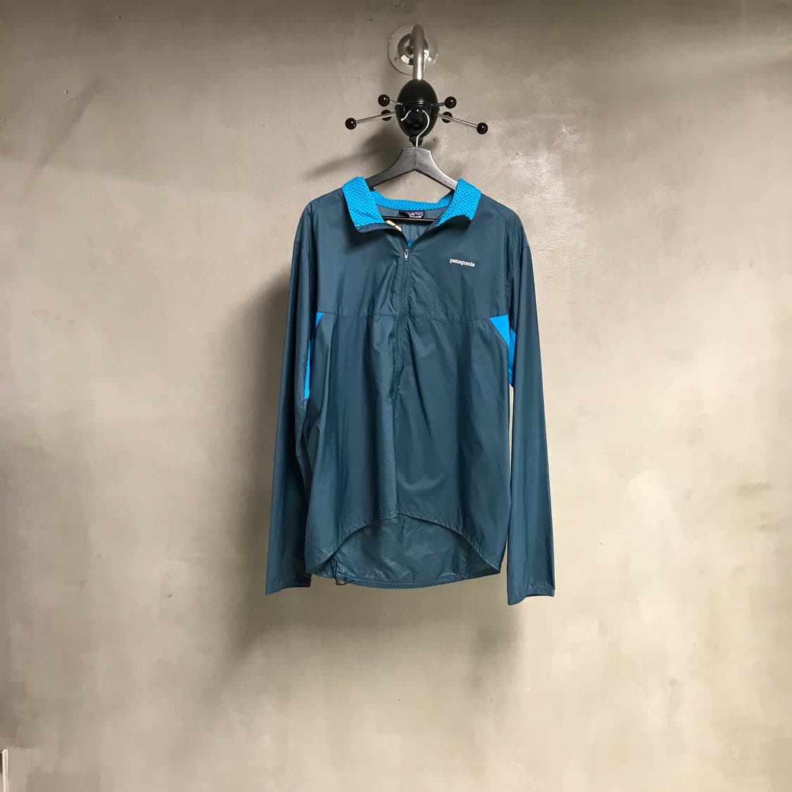 파타고니아 바람막이 자켓 - 상품이미지1