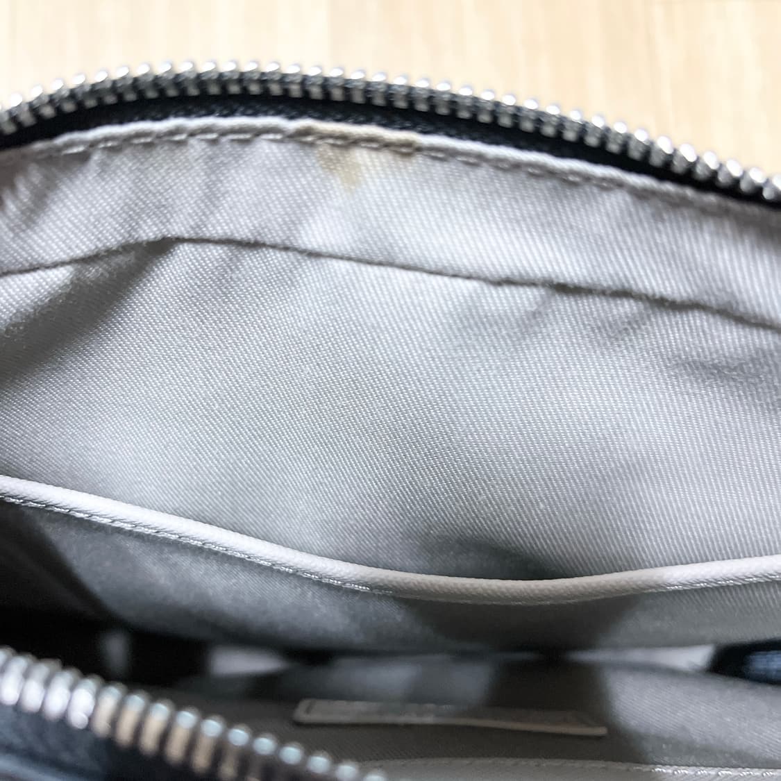 라코스테 크로스백 가방 블랙 상품이미지6