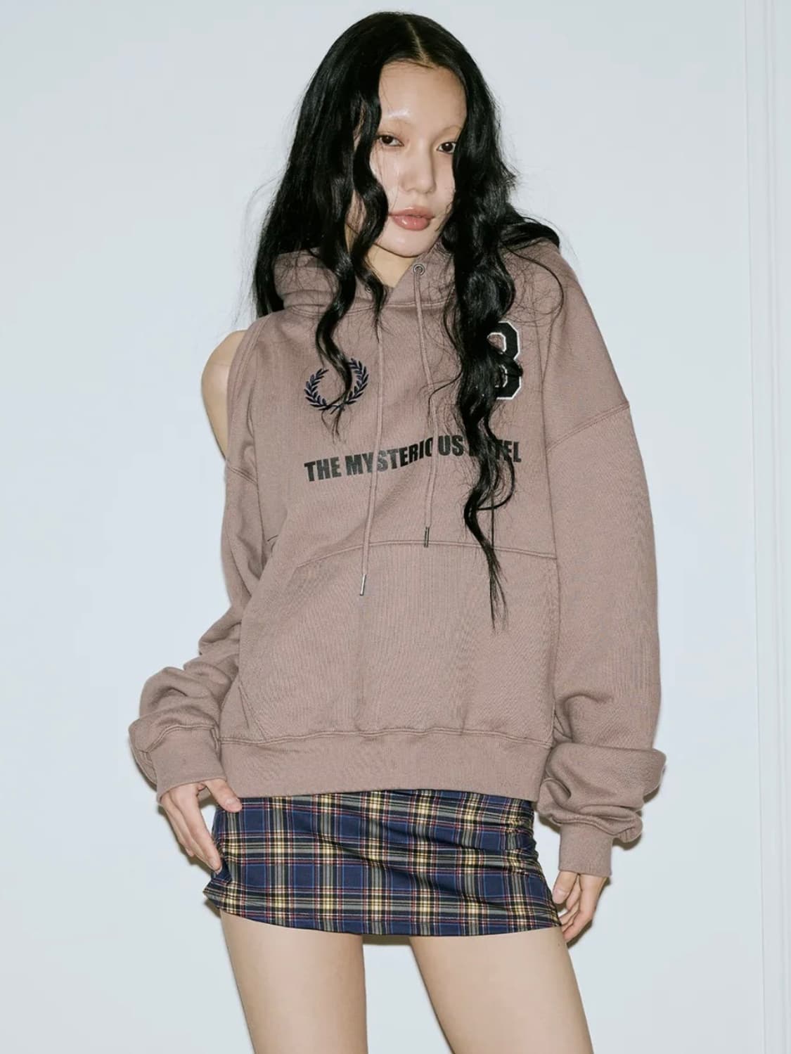 미스테리어스호텔 후드티 바시티 홀 후디 브라운 새상품 상품이미지2