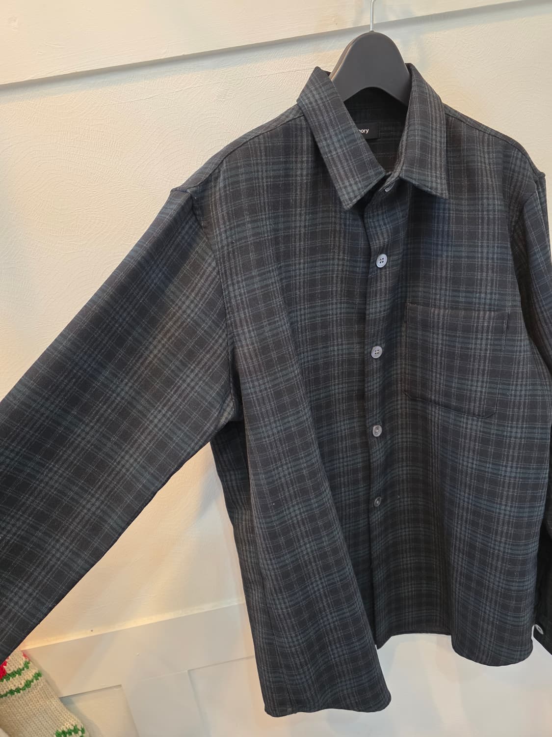 Theory 띠어리 다크그린 체크 패턴 셔츠 상품이미지3