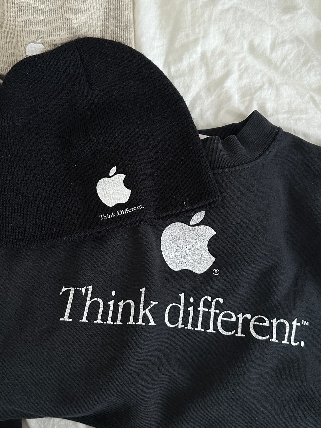 Think different 상품이미지2
