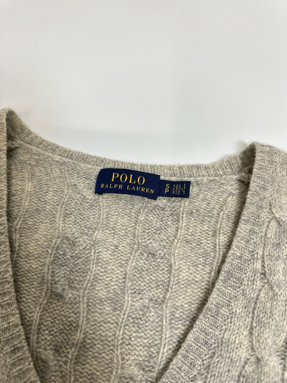 폴로 브이넥 케이블 니트(s) 상품이미지4