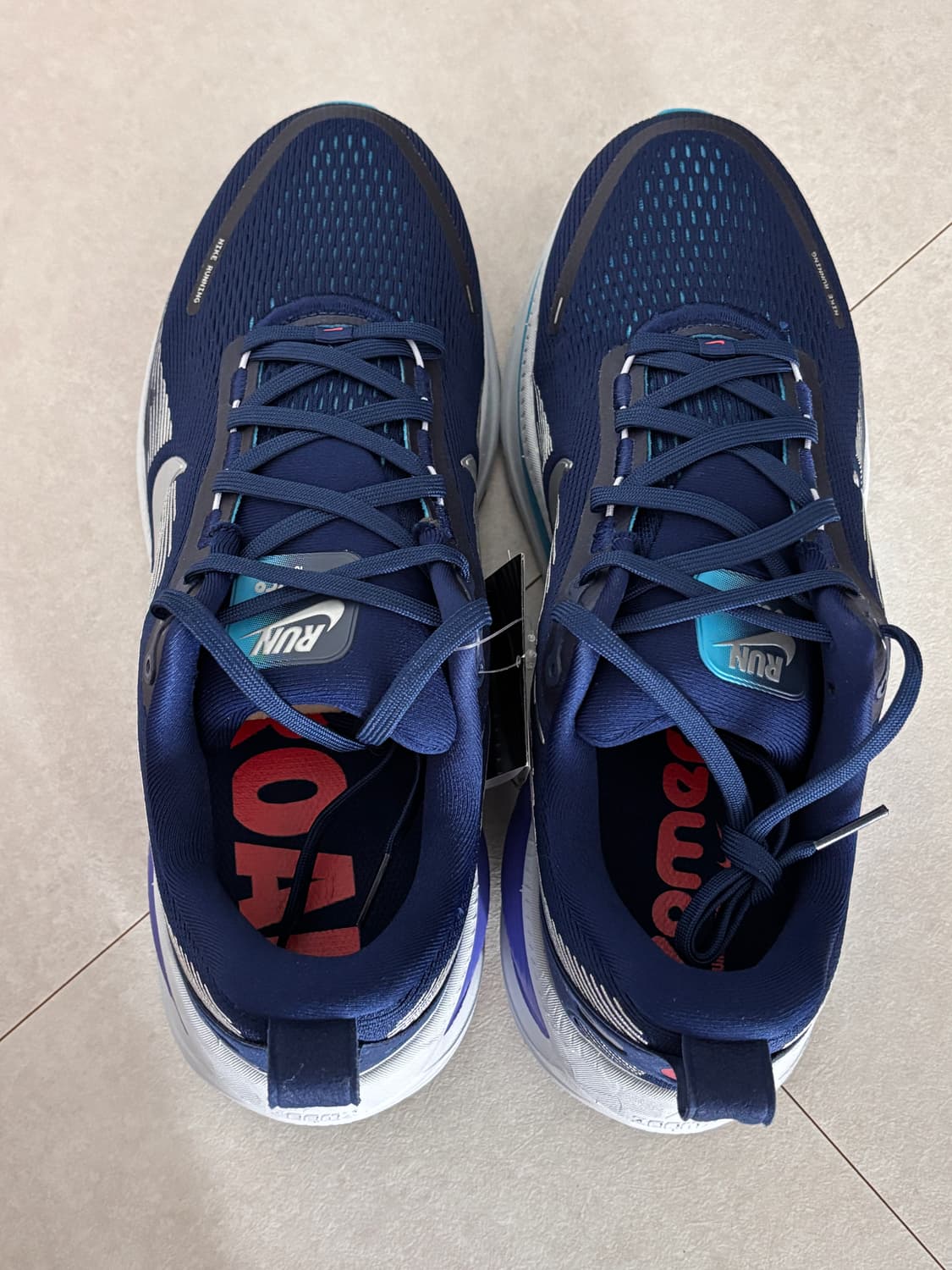 Nike Vomero 18 Blue Void Blue Lightning 상품이미지3