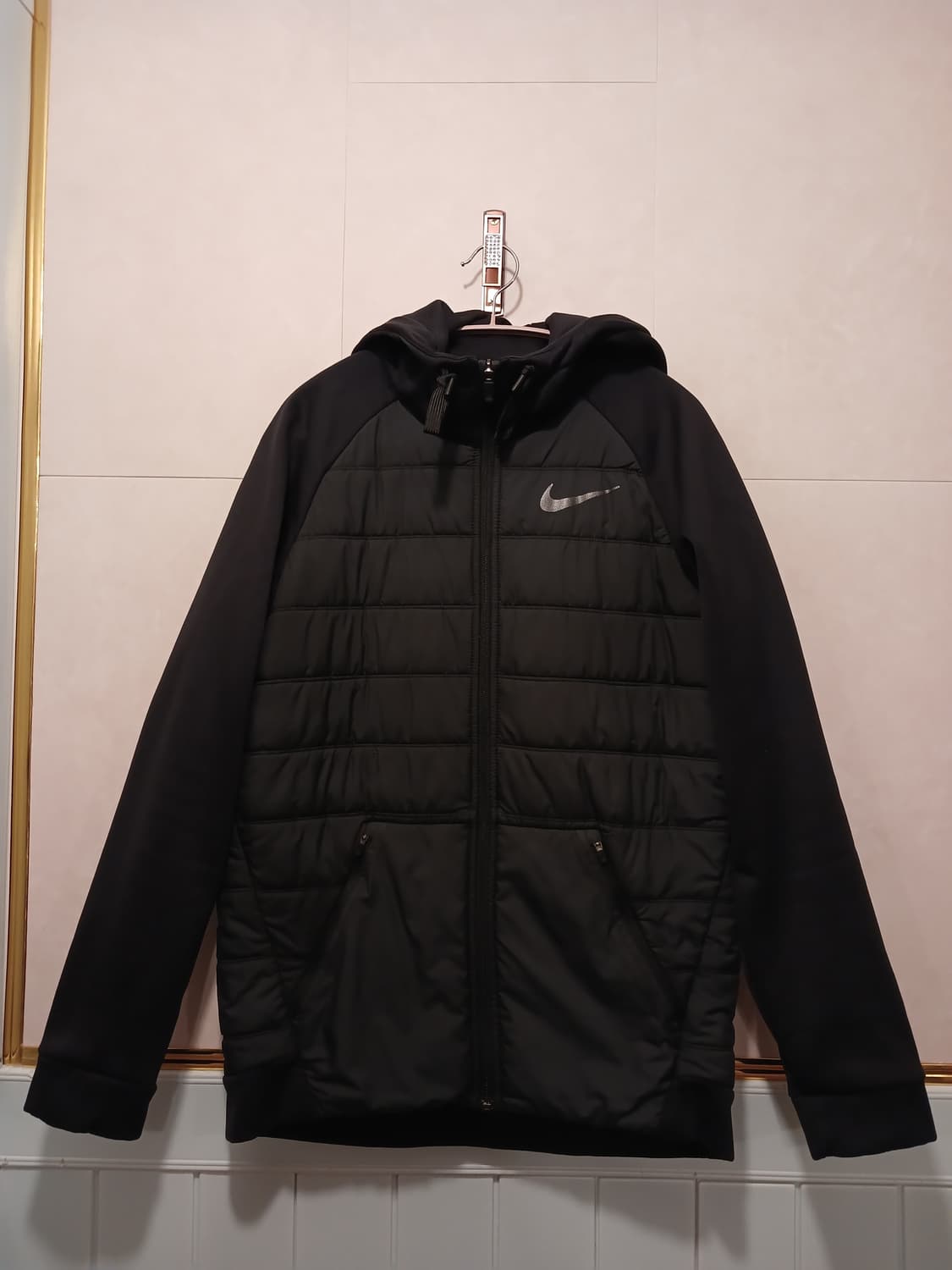 나이키 정품 남성 경량 후드 점퍼 95 사이즈 상품이미지1