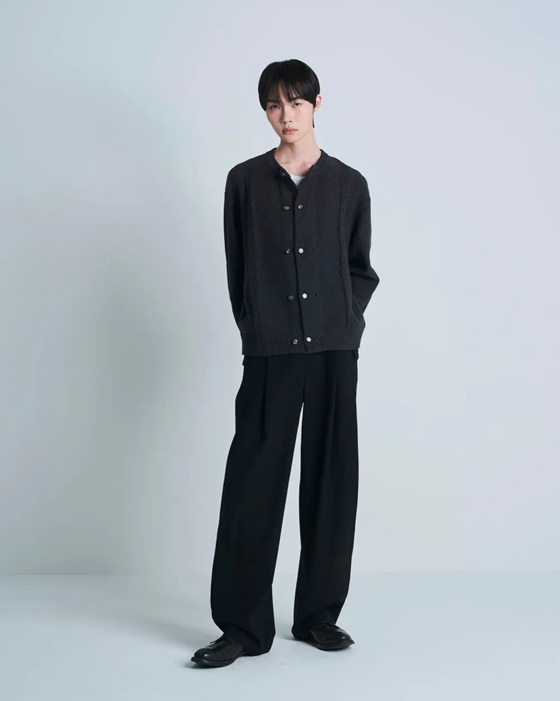 포커페이스 벨로 라운드넥 가디건 네이비 BELLO ROUND NECK C 상품이미지1