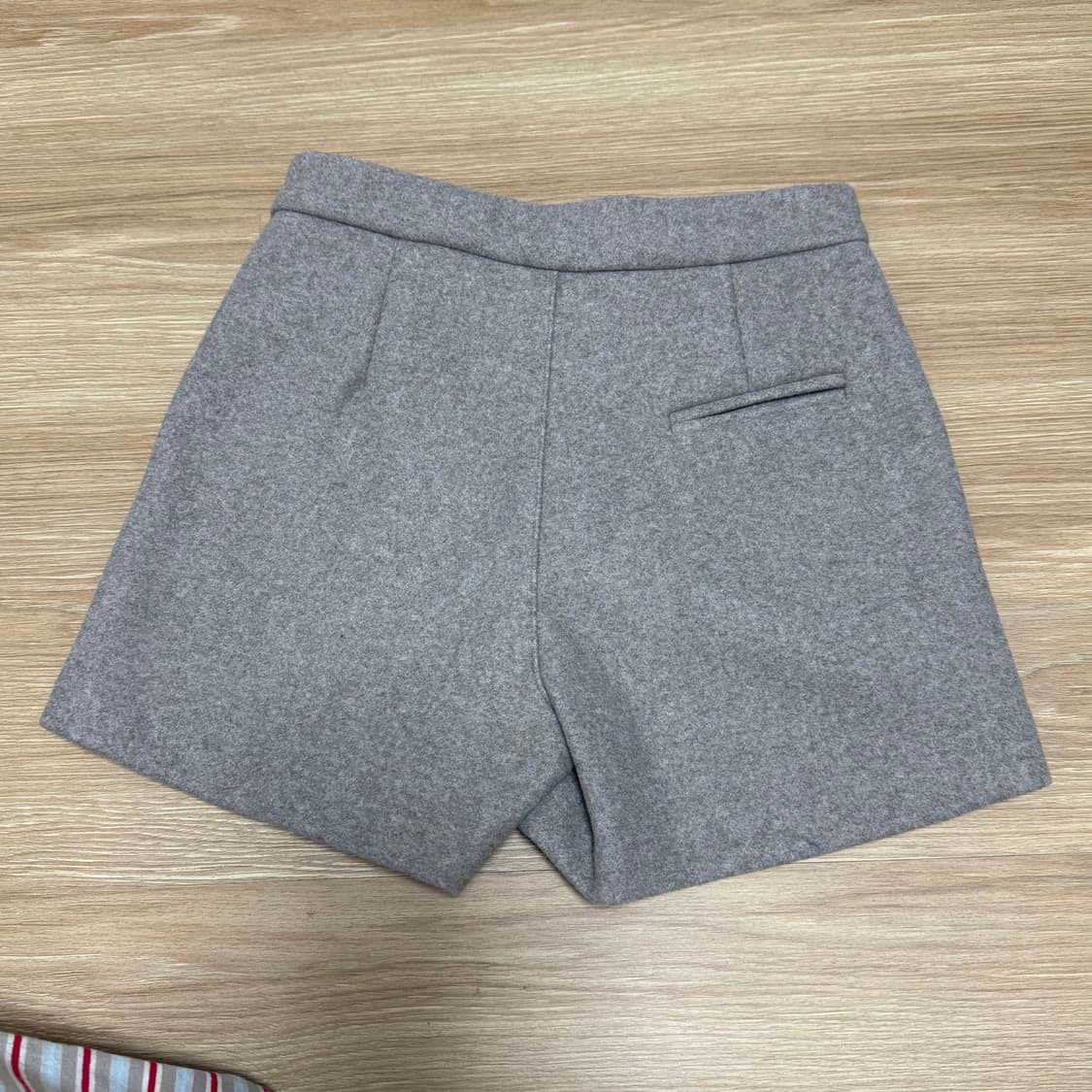 고퀄리티 겨울 한파 베이지 숏팬츠 s (개두꺼움) 상품이미지2