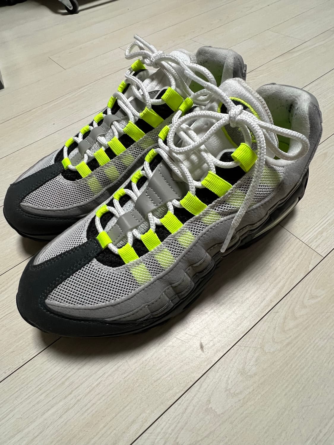 나이키 에어맥스 95 OG 네온 2025빅버블 270 상품이미지1