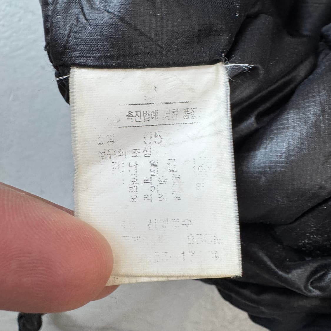 노스페이스 고프코어 써밋시리즈 유광 덕다운 경량패딩 상품이미지8