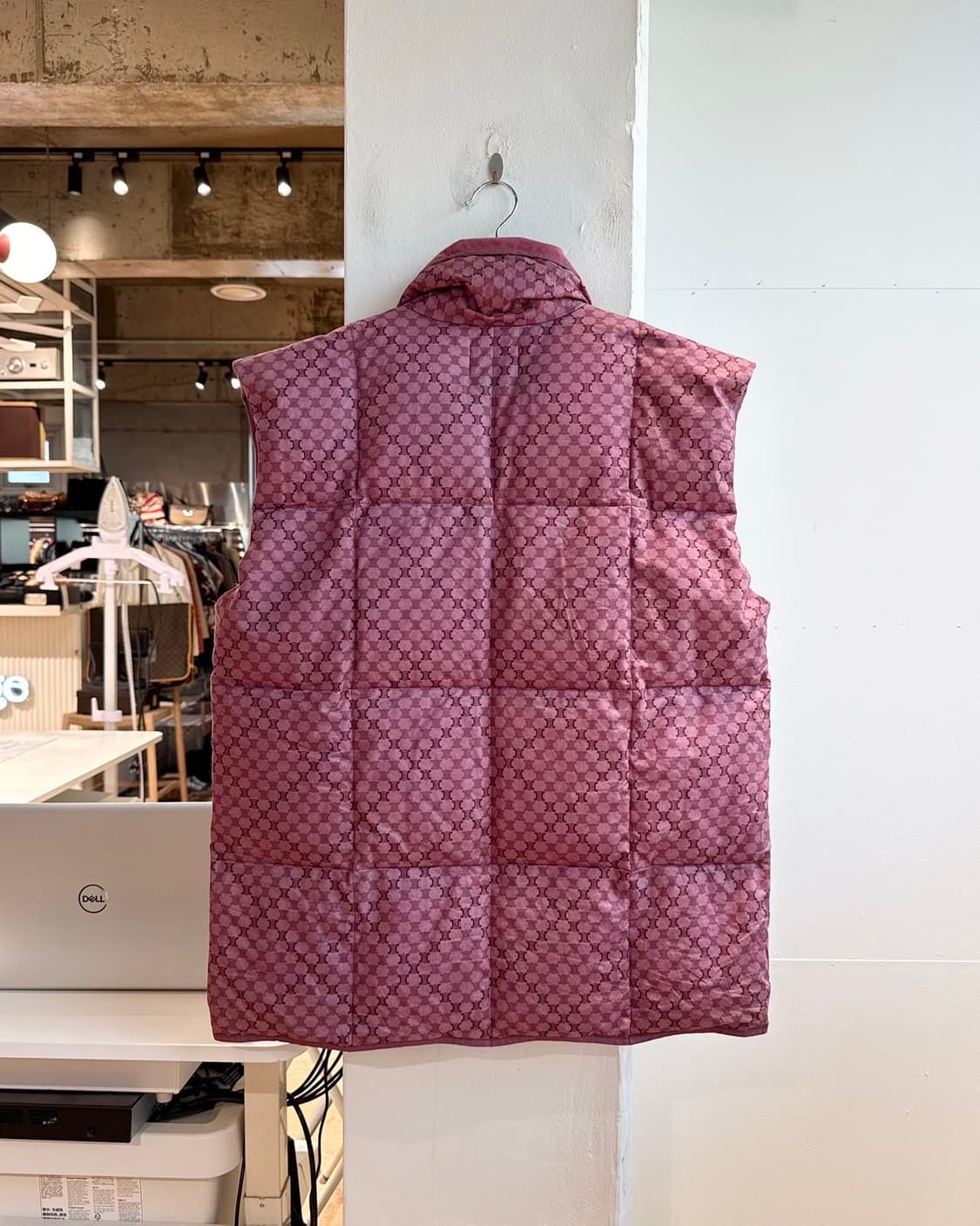 셀린느 핑크 트리오페 마카담 다운 베스트 자켓  상품이미지7