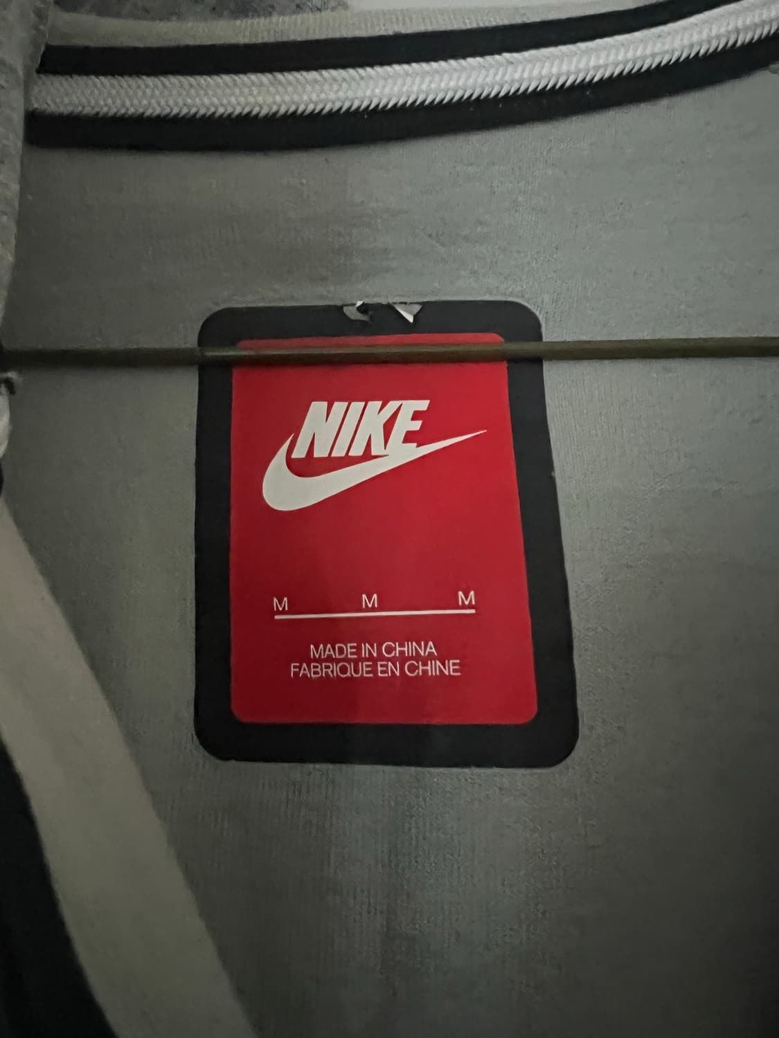 나이키 테크팩 그레이 후드 집업 상품이미지3