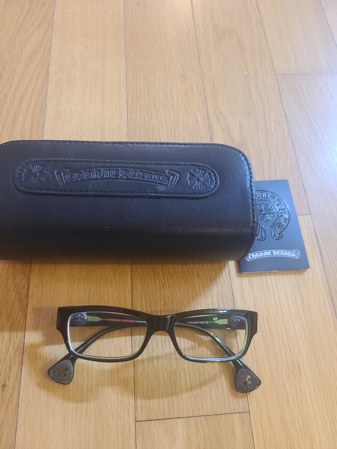 크롬하츠 SNEAKY PETE 모델 안경입니다 상품이미지1