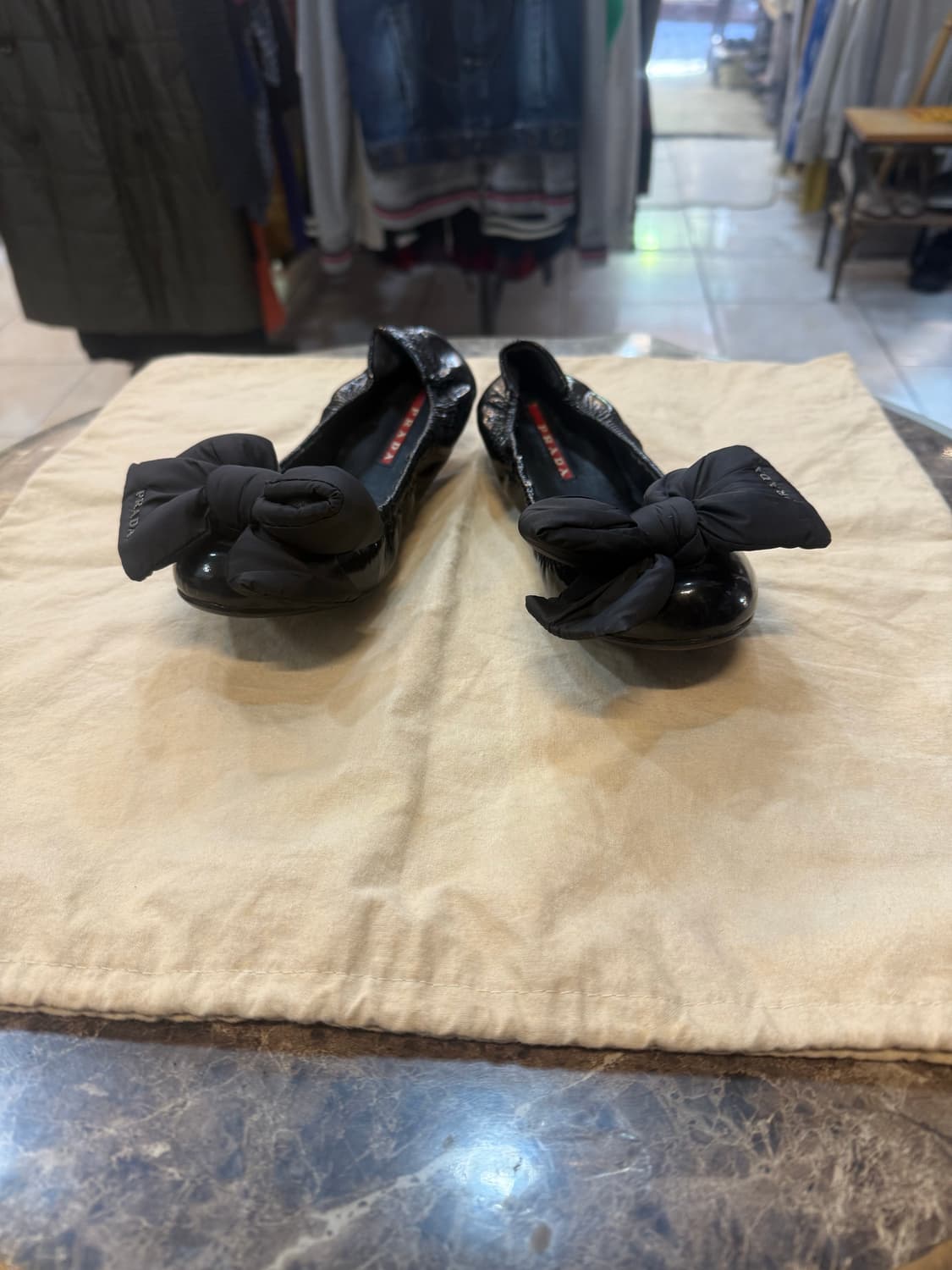 35/230 정품 프라다 리본 플렛슈즈 팝니다 상품이미지1