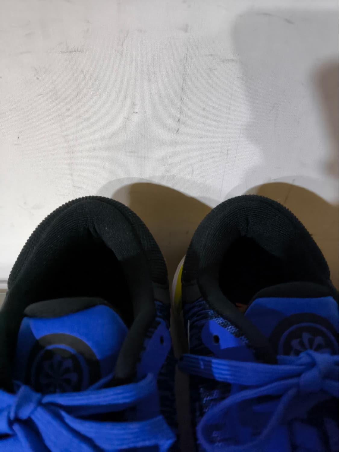 255mm 나이키 리뉴 런 4 레이서 런닝화  상품이미지5