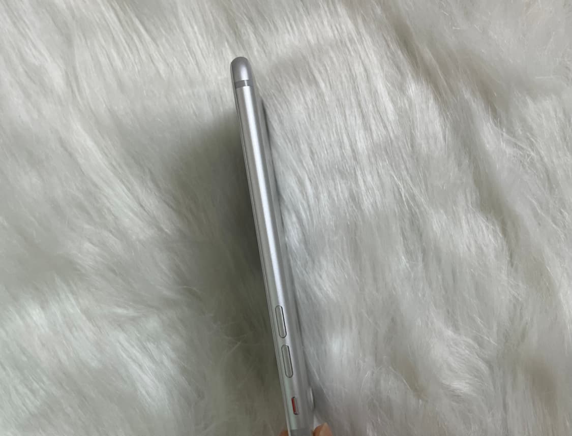 (무음🤍새상품급)아이폰7 실버 32GB 상품이미지4