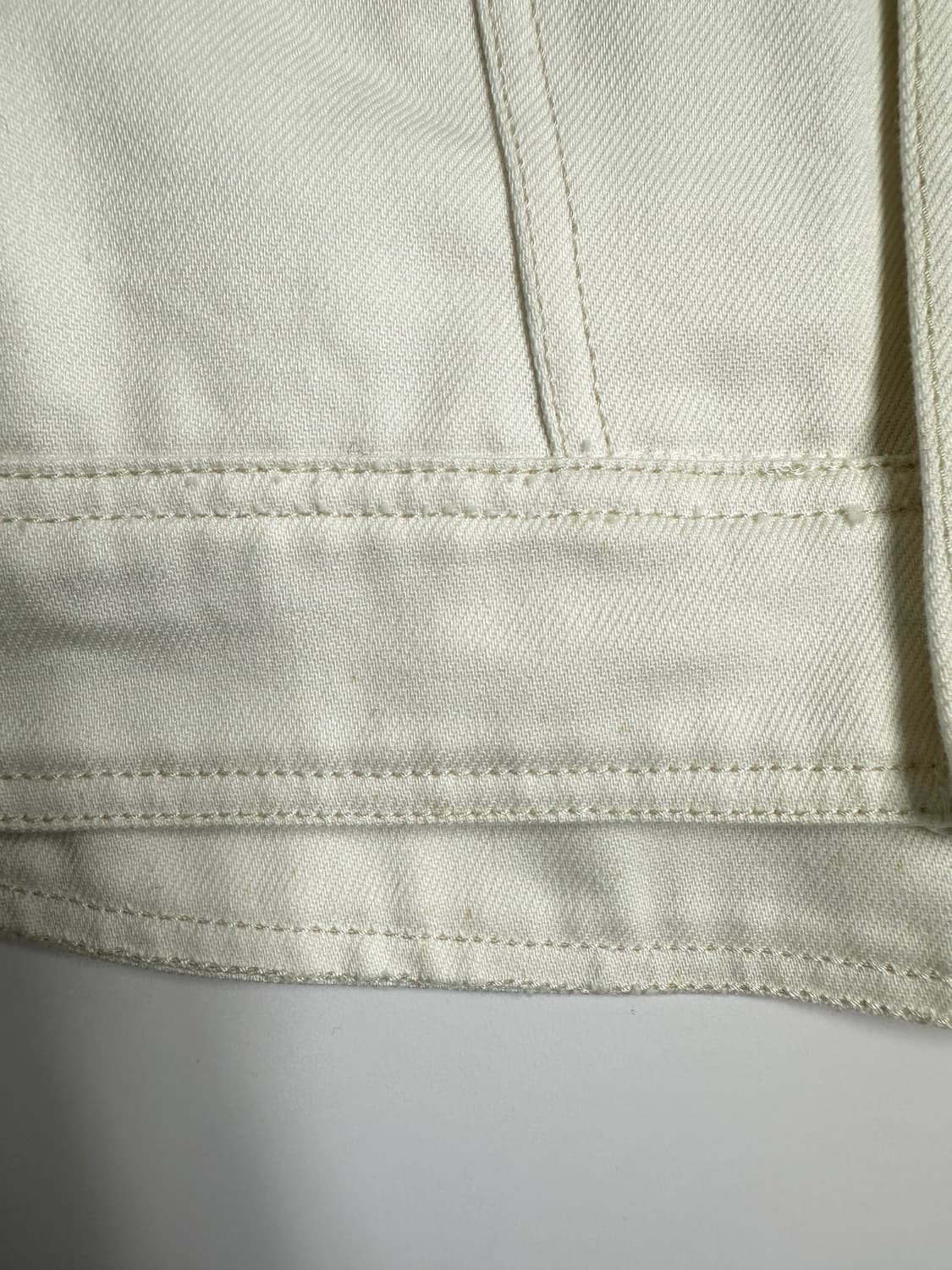 51PErCENT 크림색 데님 트러커 자켓 상품이미지4