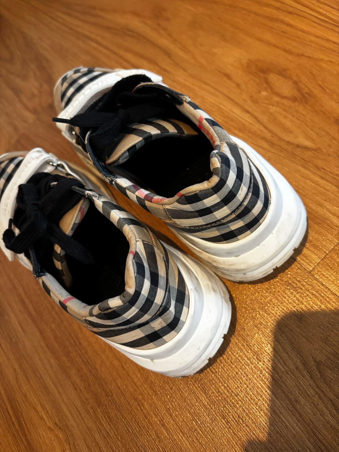 버버리 스니커즈 250 상품이미지5