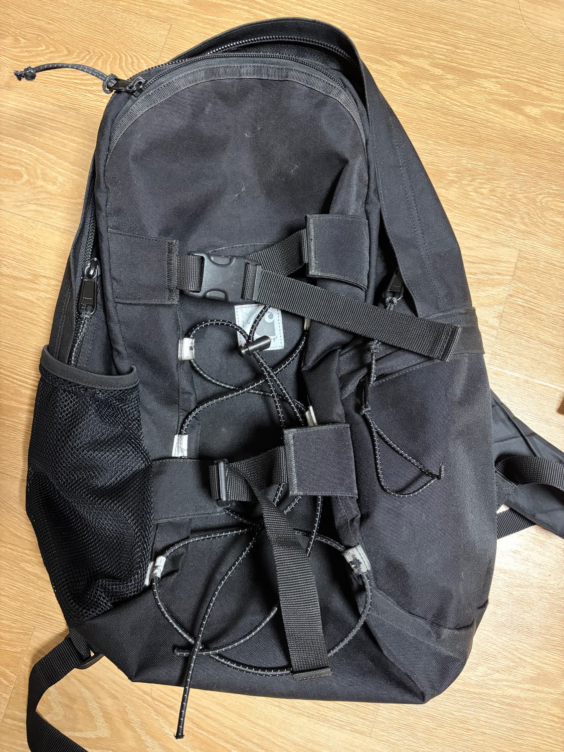 칼하트 킥플립 백팩 블랙 상품이미지1