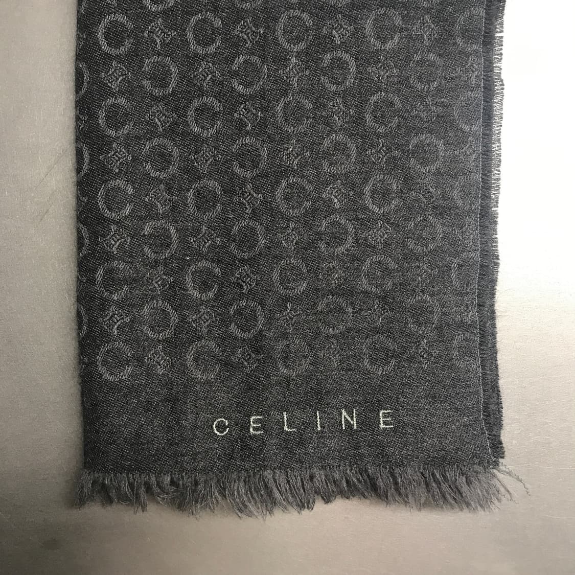 셀린느 트리옹프 머플러 상품이미지2