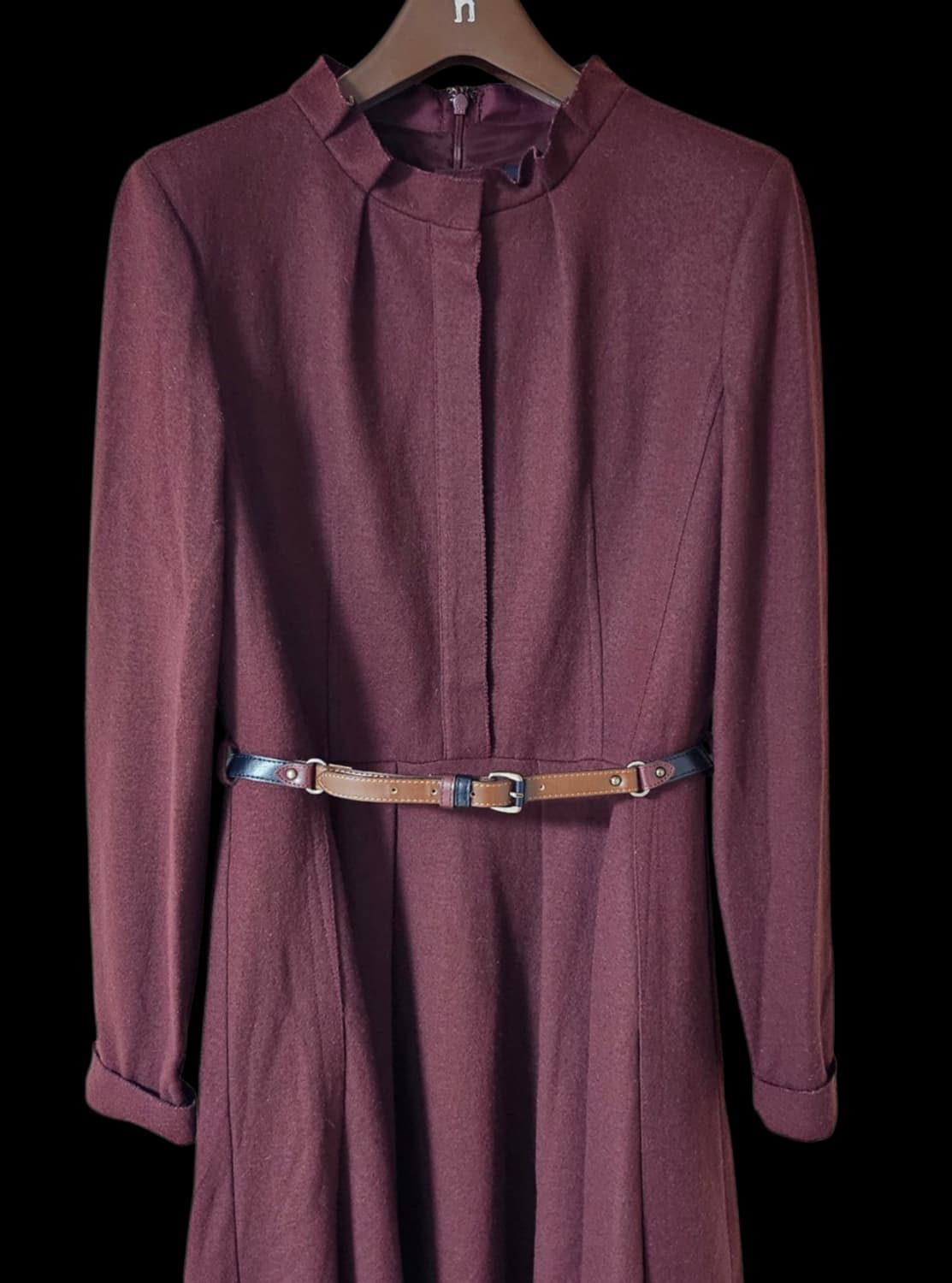 헤지스레이디스 버건디 하이넥 벨티드 울 미디 원피스 55 55(1/2) 상품이미지7