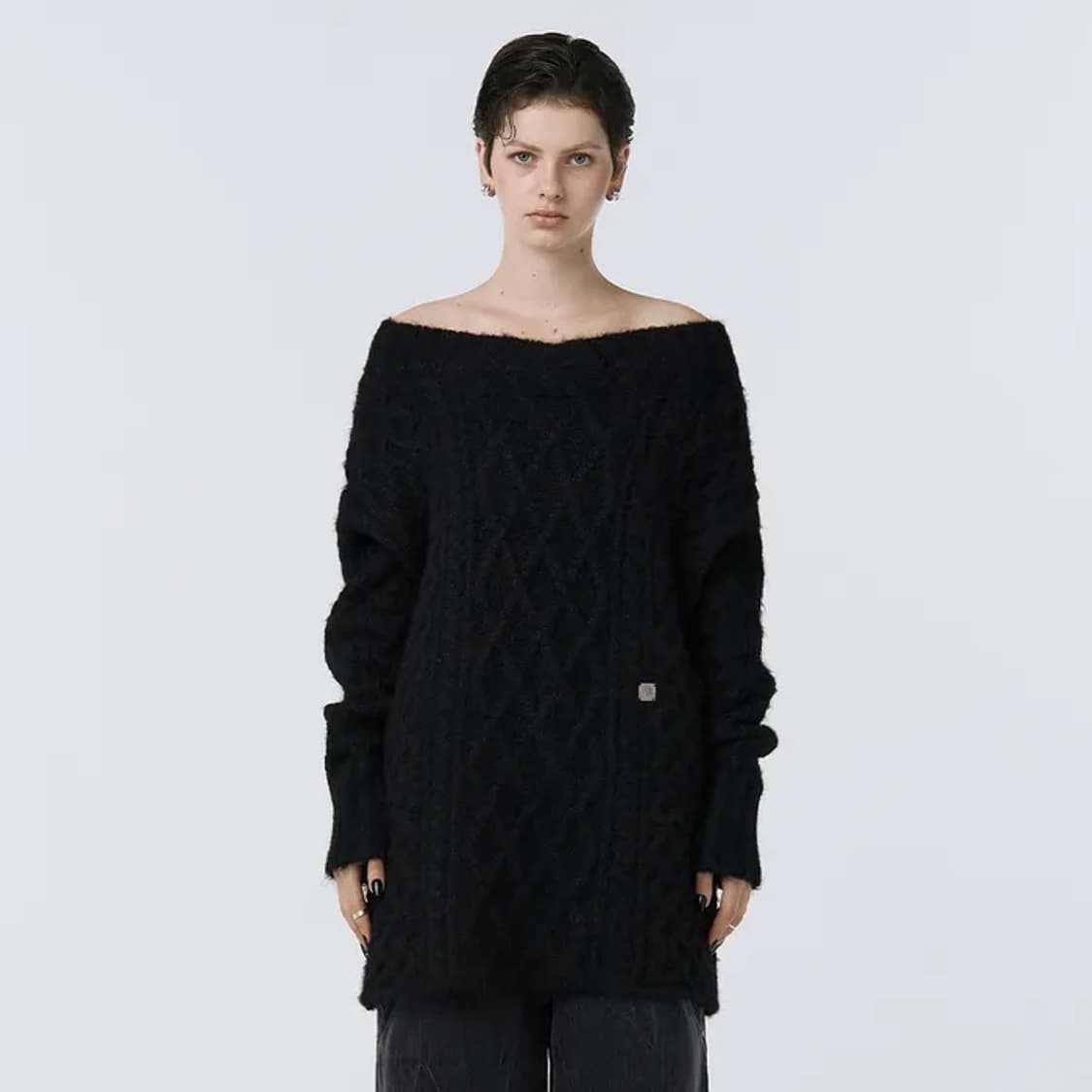 트리밍버드 Oversized Off-Shoulder knit  상품이미지1