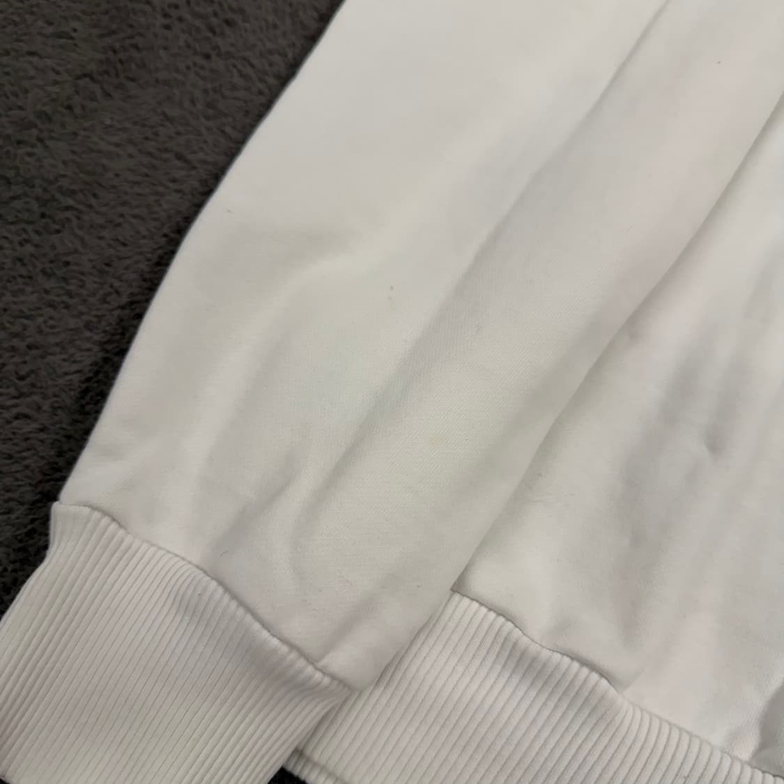 [ 정품/L ] 디젤 빅로고 맨투맨 상품이미지7