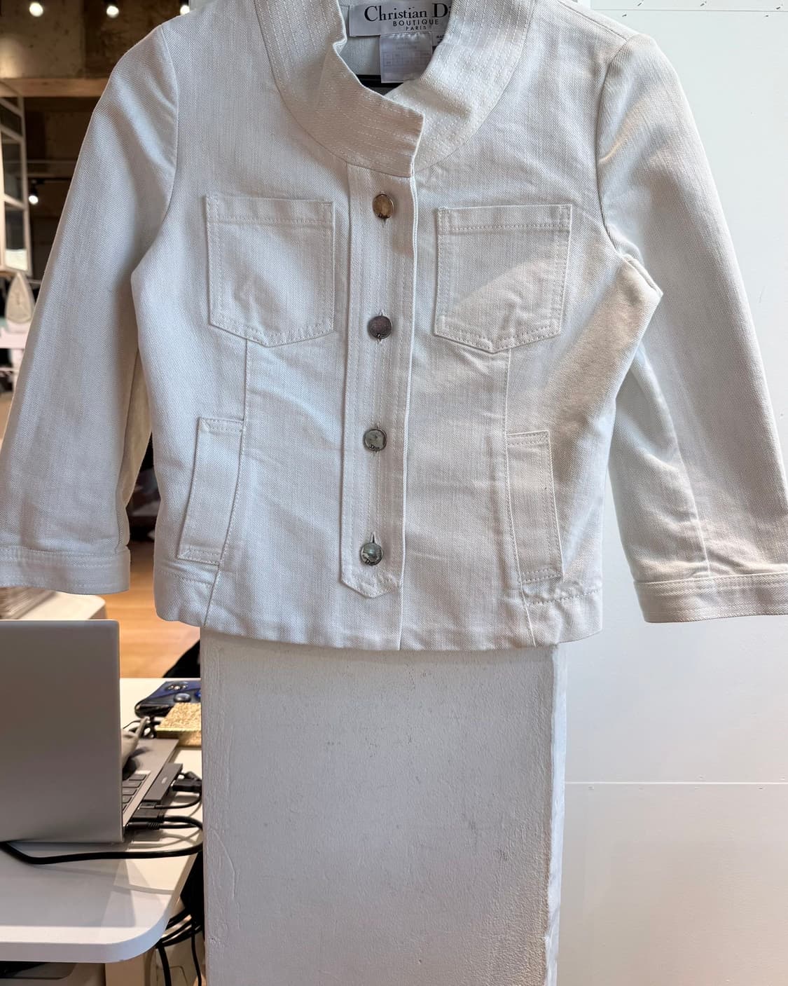 크리스찬 디올 부티크 화이트 데님 자켓  상품이미지6