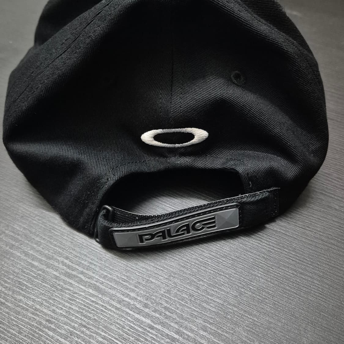 오클리 X 팔라스 6-패널  블랙 실버 캡 상품이미지4