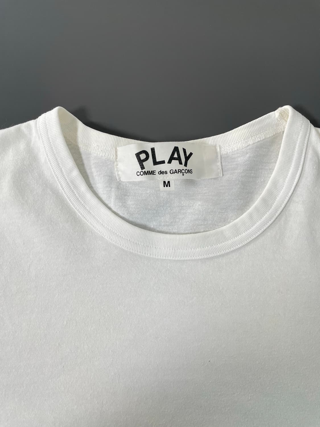 [M] 꼼데가르송 플레이 엠브로이드 긴팔 롱 슬리브 상품이미지10