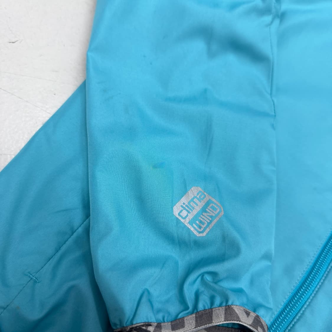 살로몬 고프코어 경량 바람막이 자켓 상품이미지5